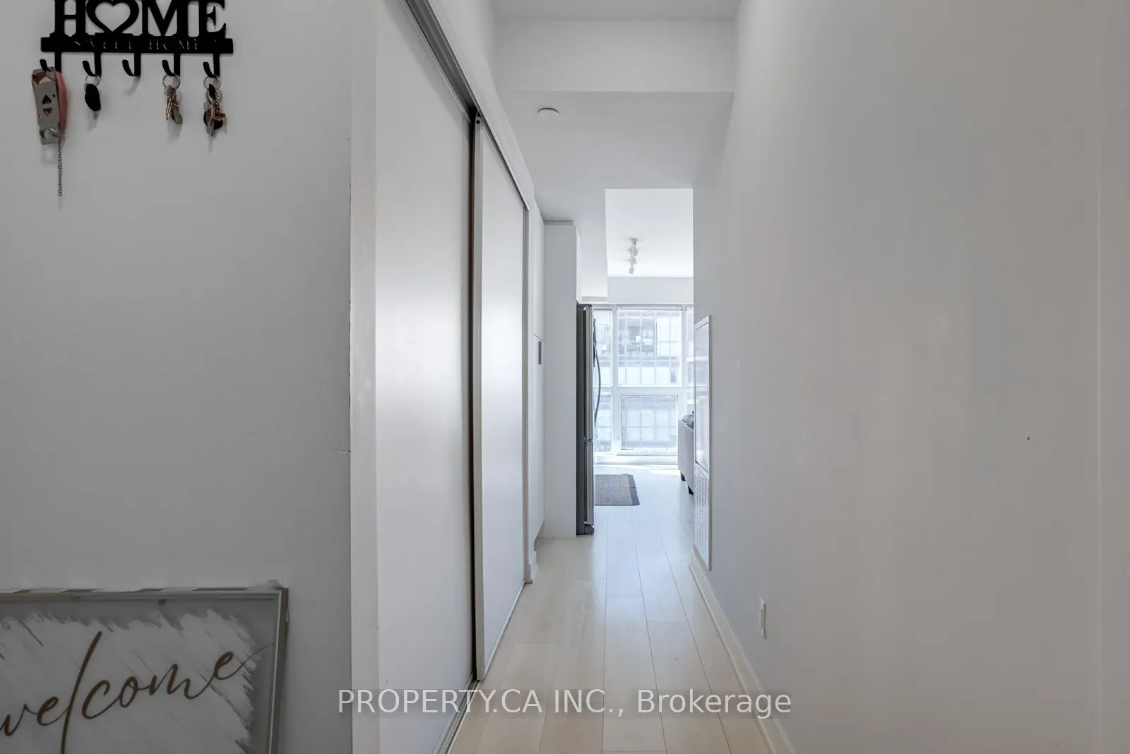 6 Sonic Way, #N2809