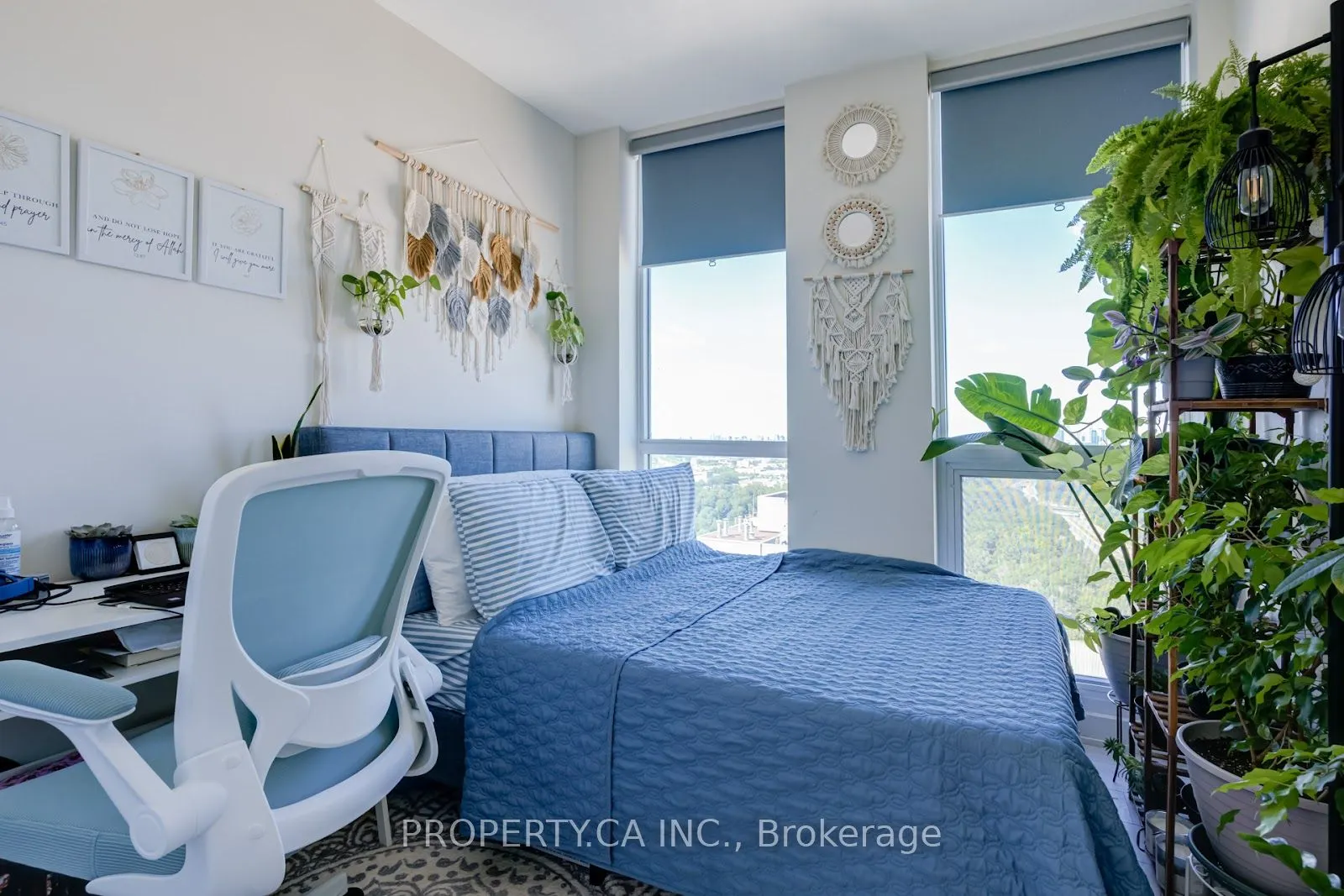 6 Sonic Way, #N2809