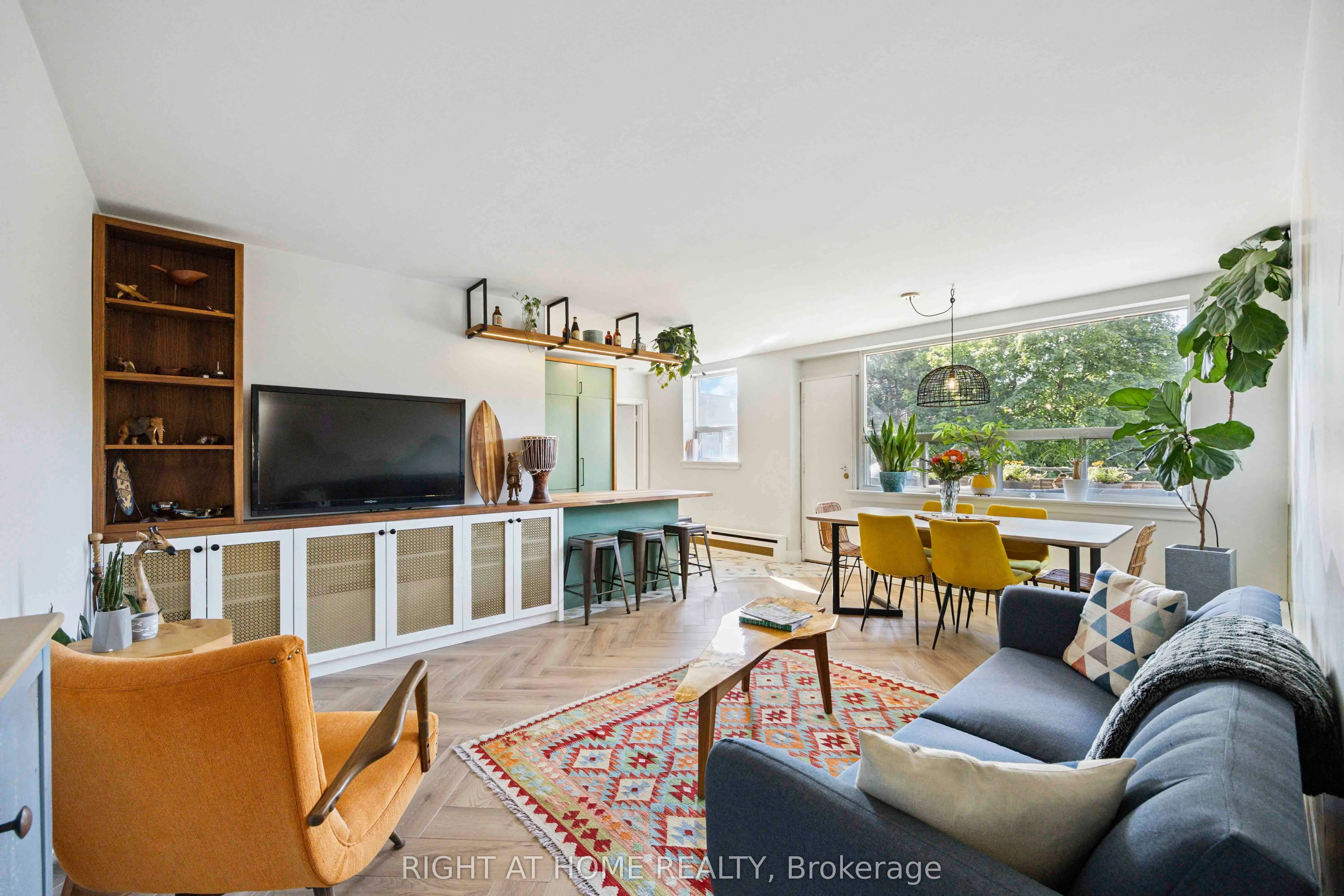 57 Neptune Drive, #103