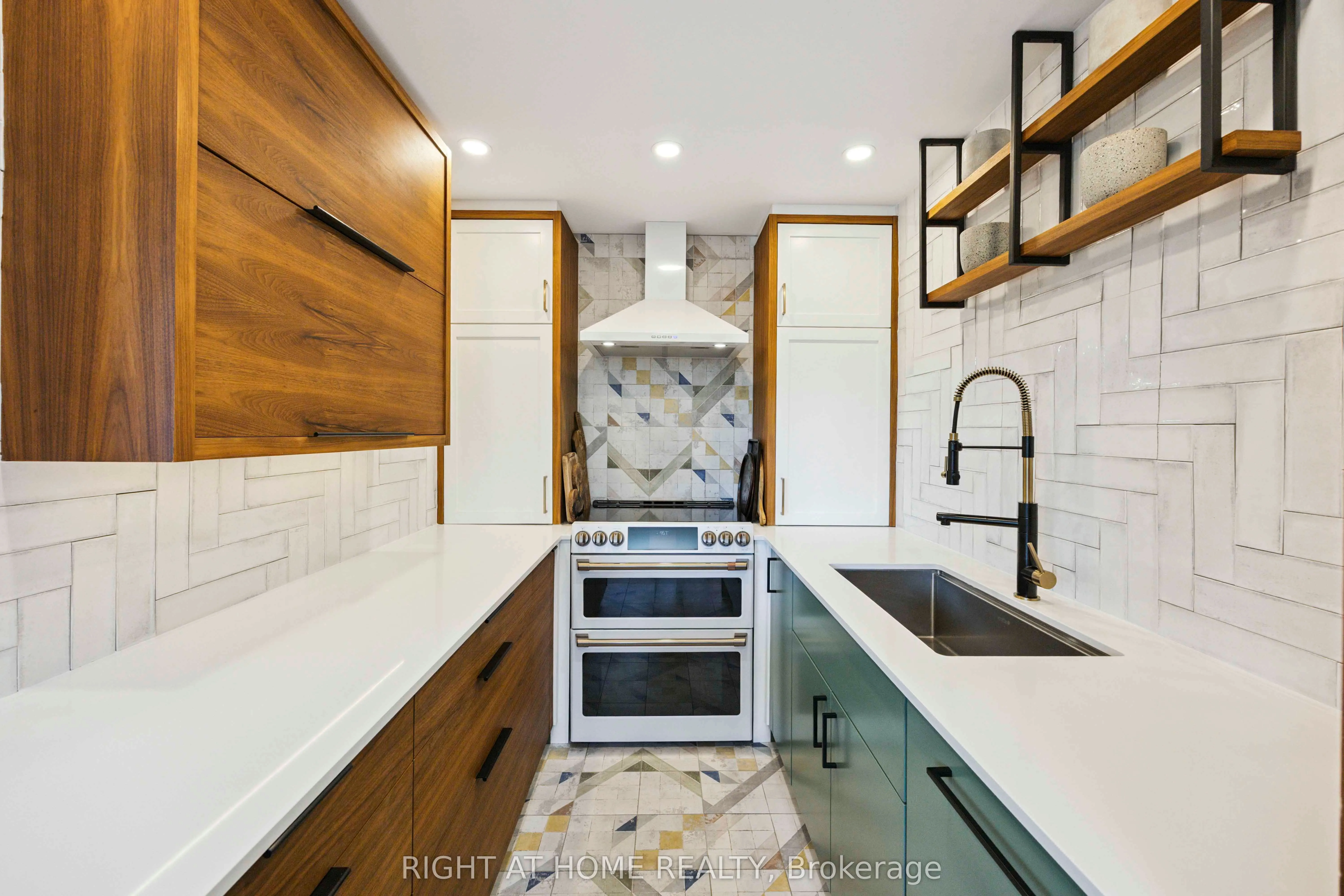 57 Neptune Drive, #103