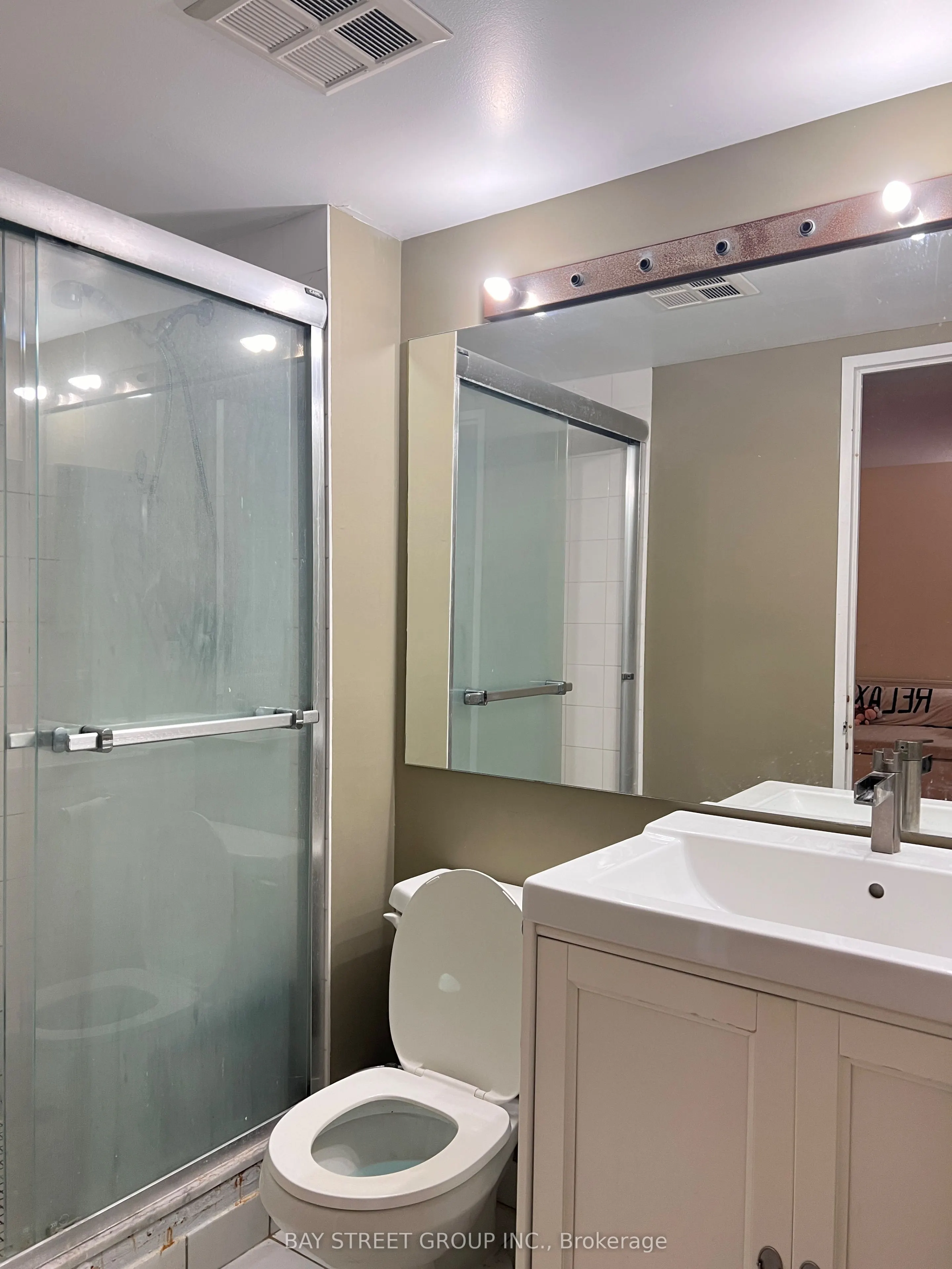 35 Empress Avenue, #303