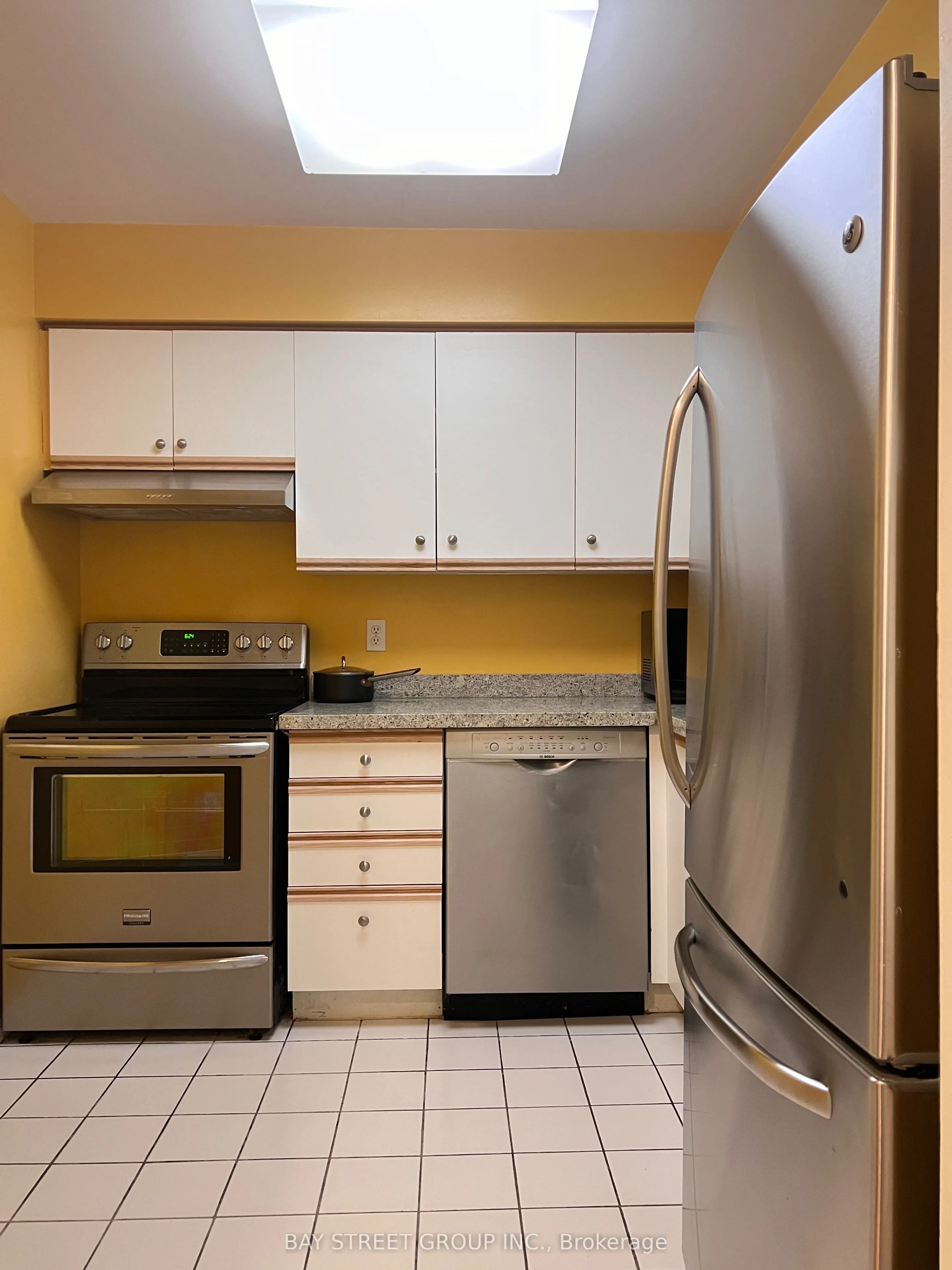 35 Empress Avenue, #303