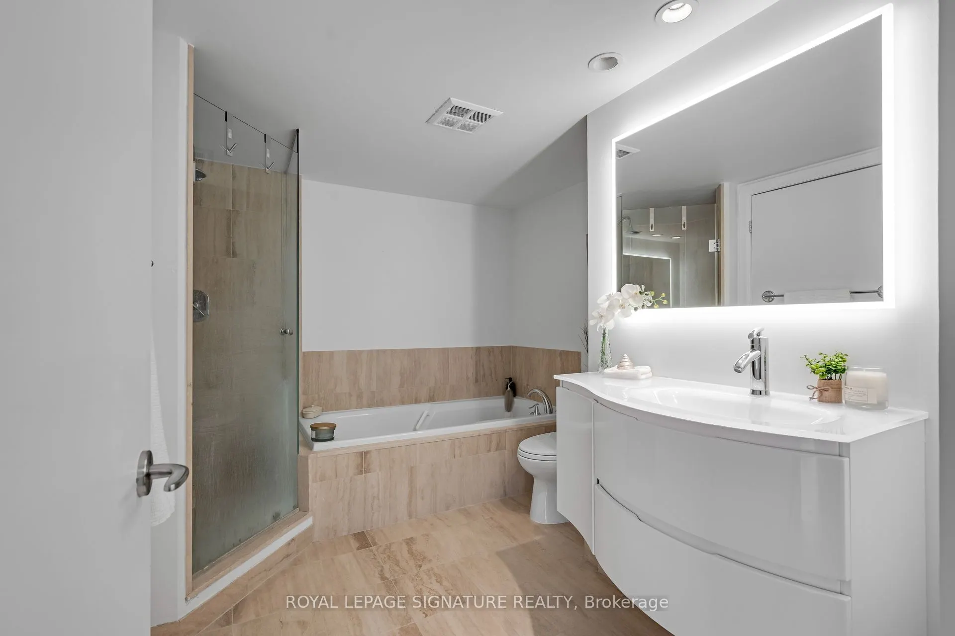 3 McAlpine Street, #411
