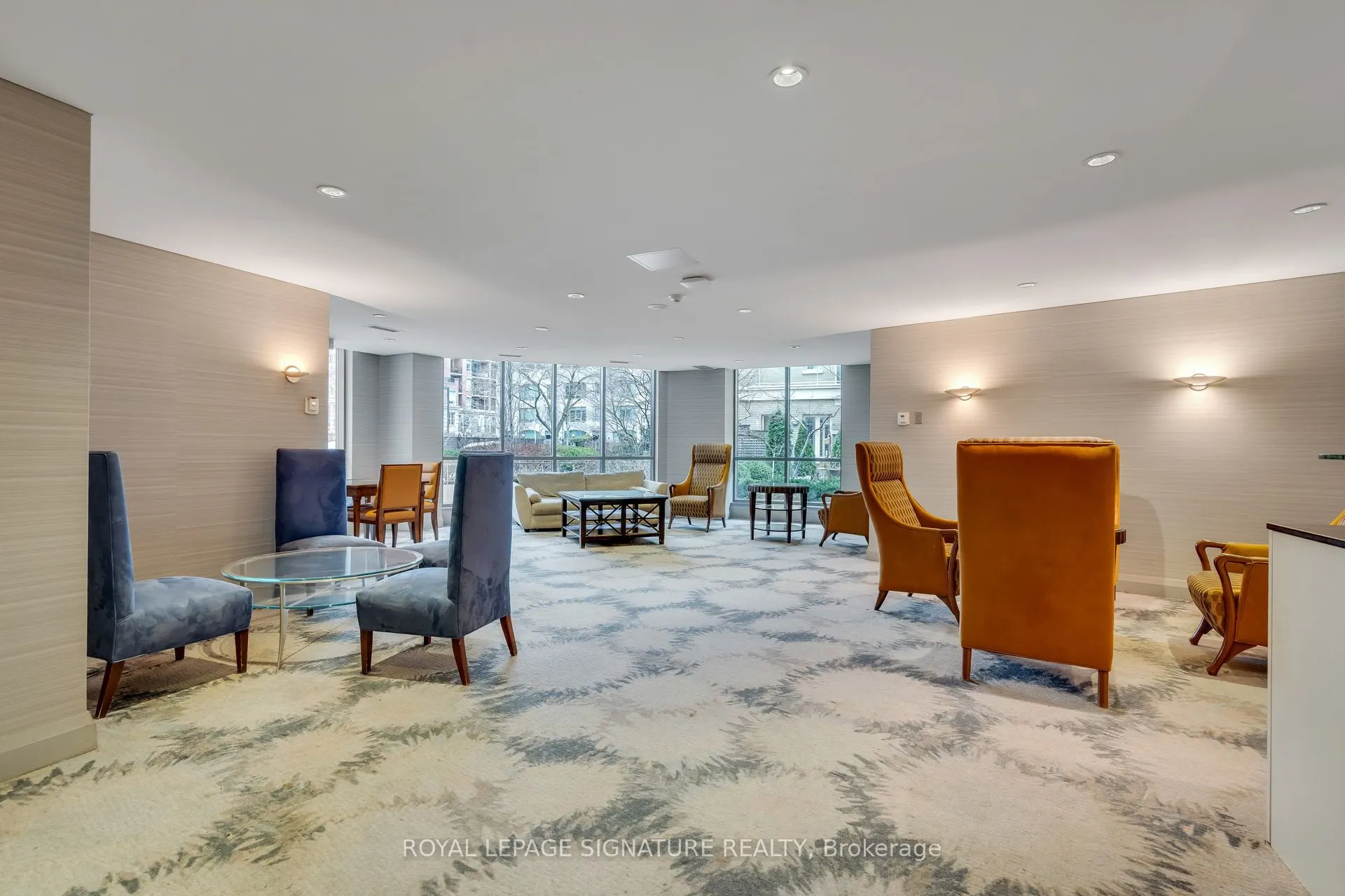 3 McAlpine Street, #411