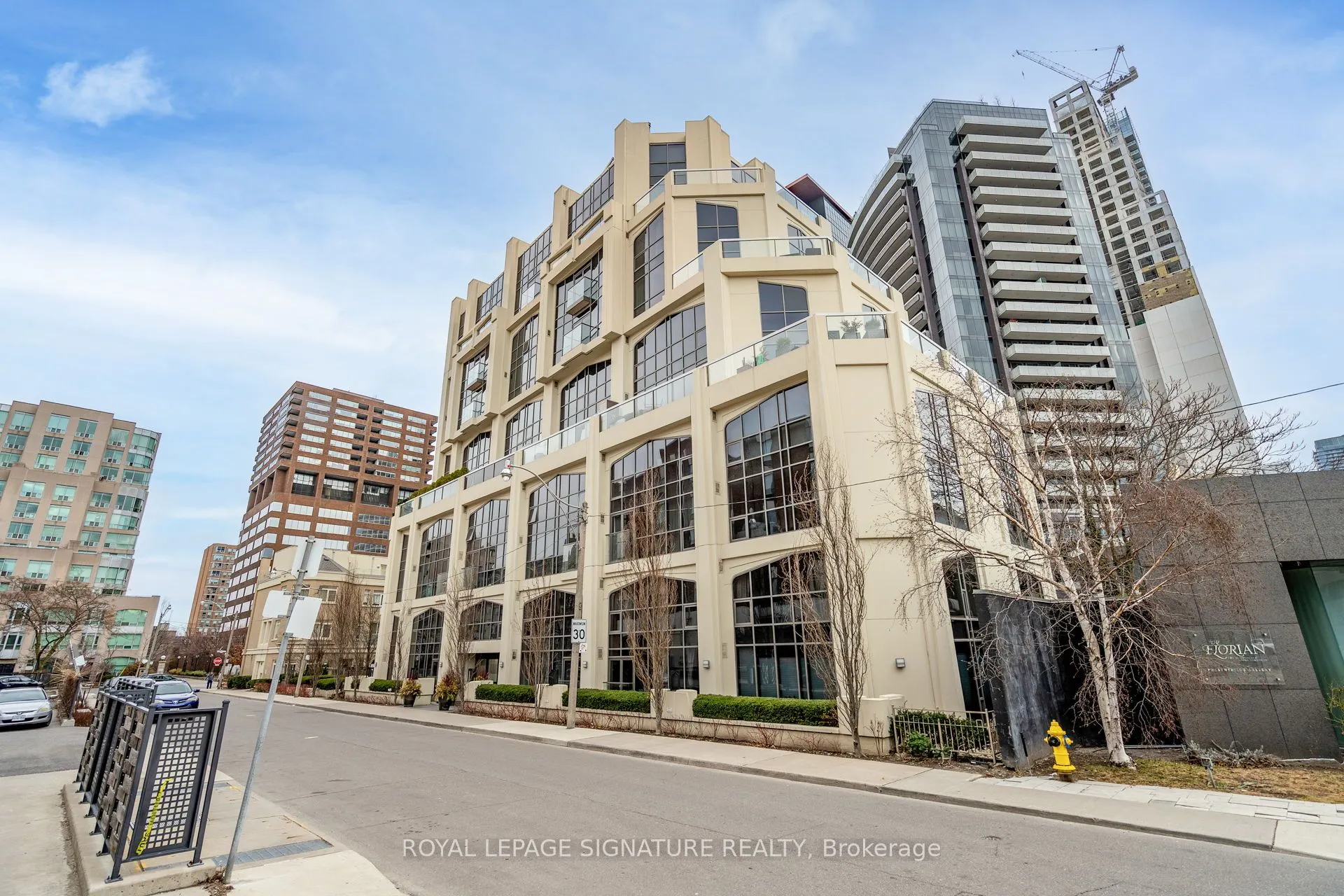 3 McAlpine Street, #411