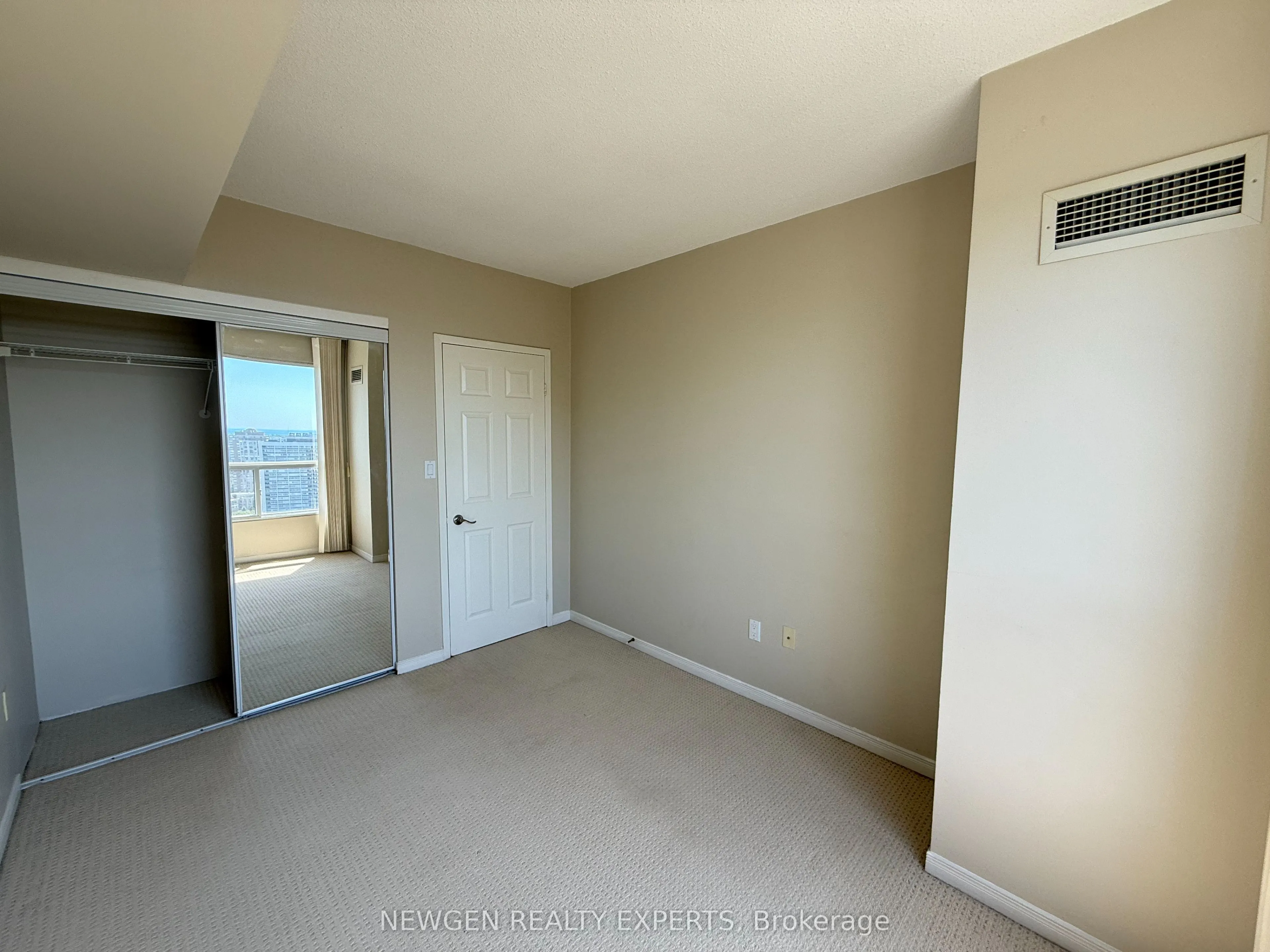 5 Concorde Place, #2903