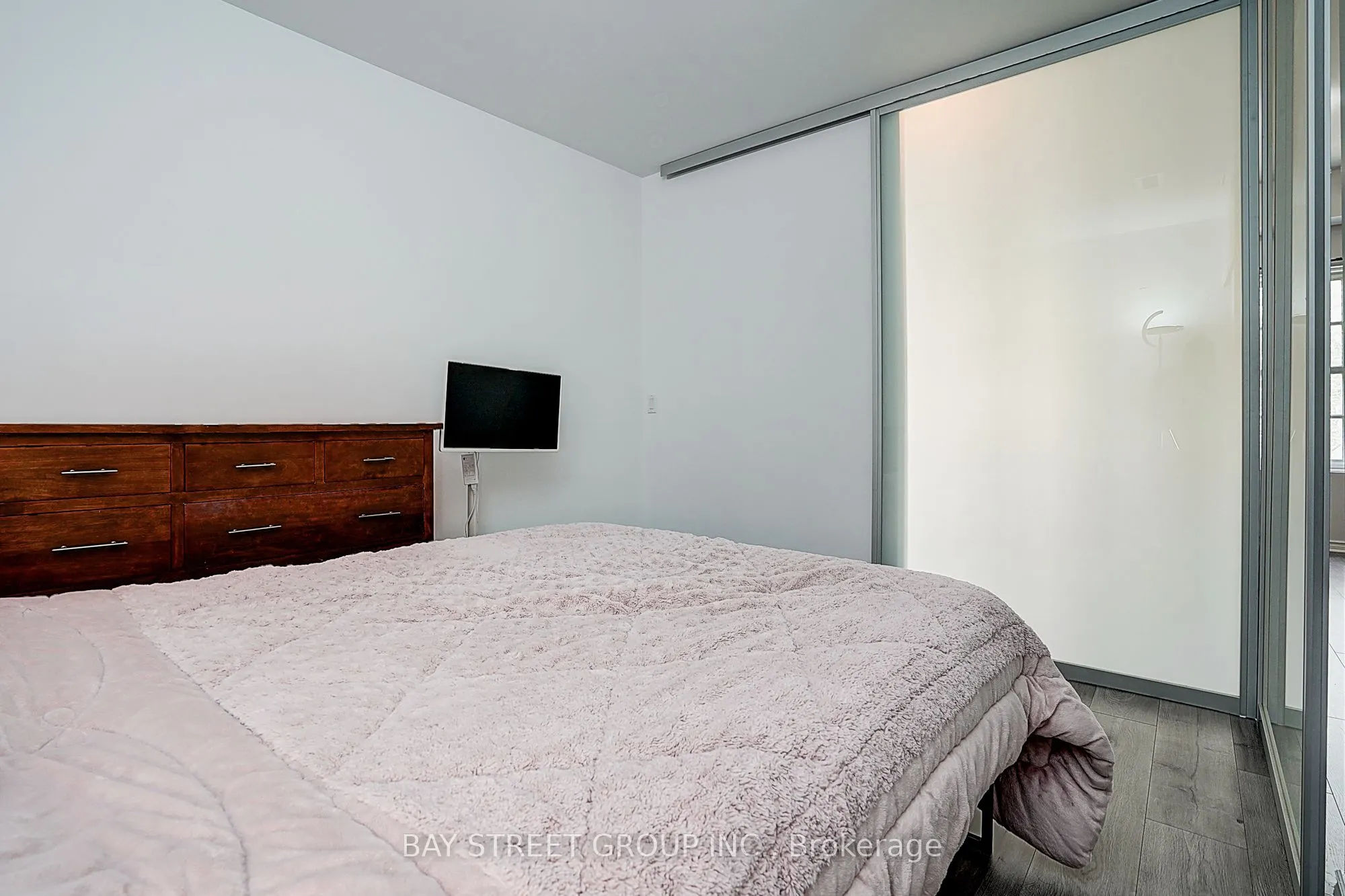 75 St Nicholas Street, #307
