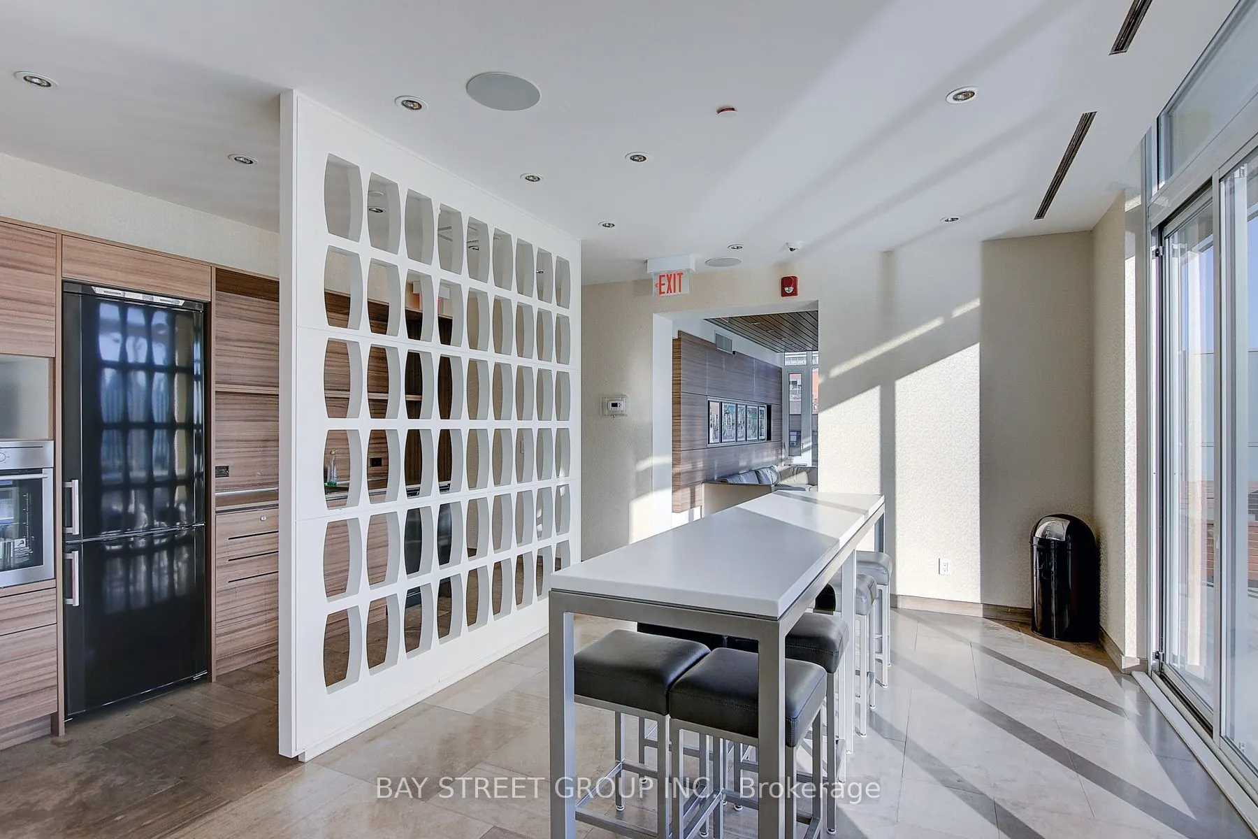 75 St Nicholas Street, #307