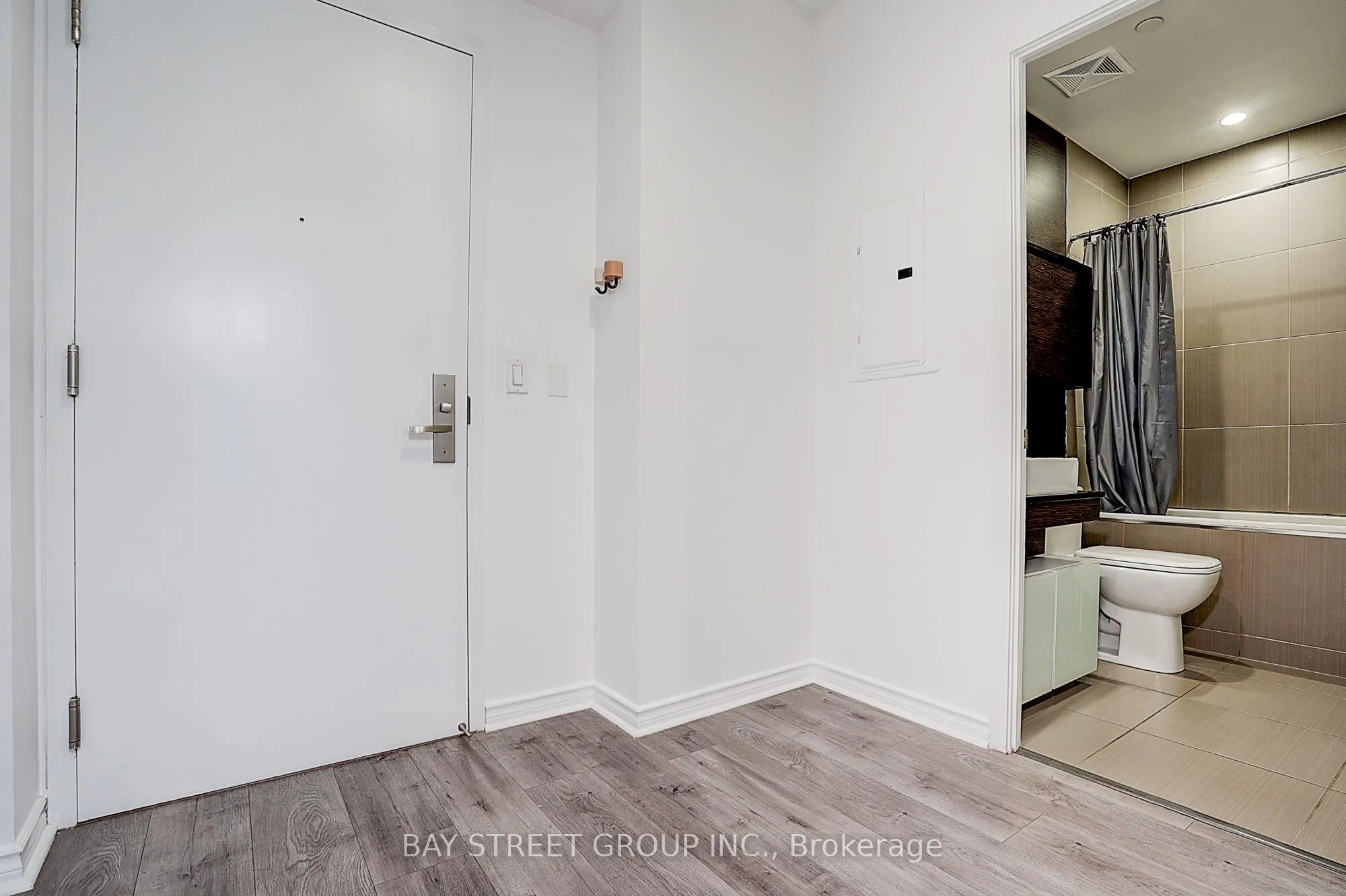 75 St Nicholas Street, #307