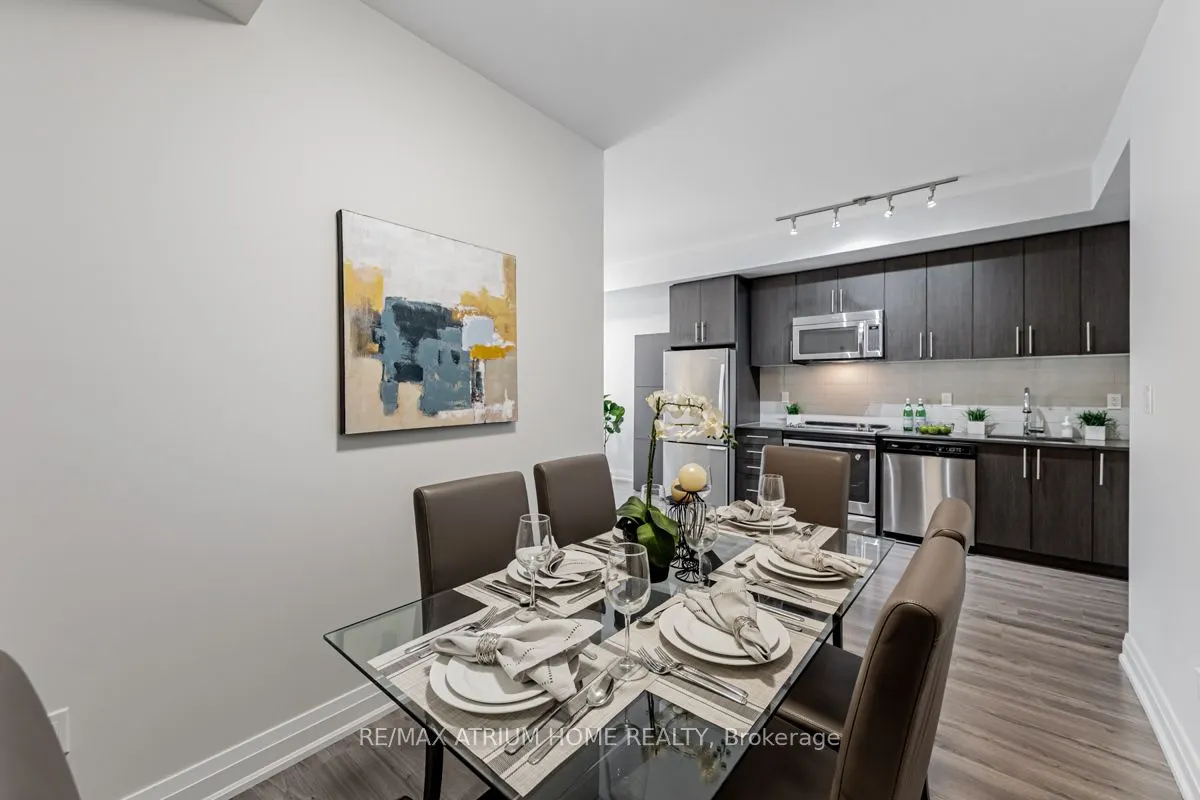 780 Sheppard Avenue E #18