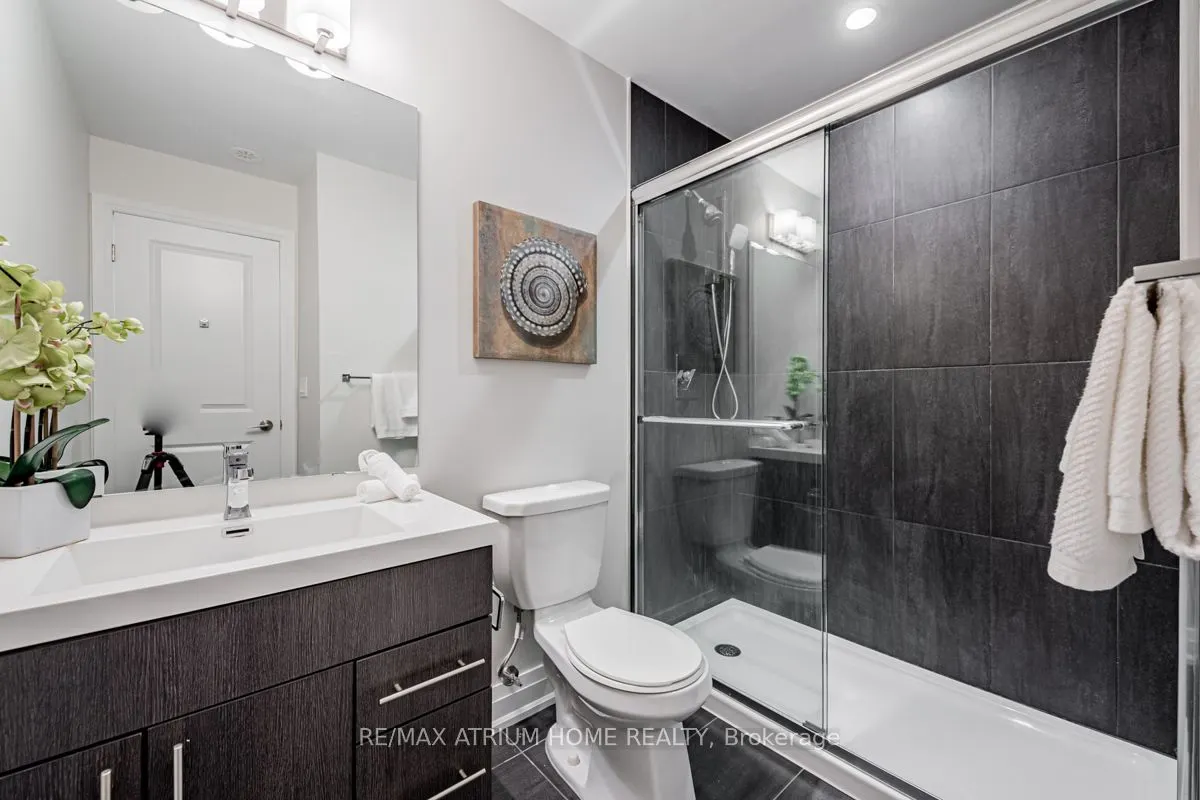 780 Sheppard Avenue E #18