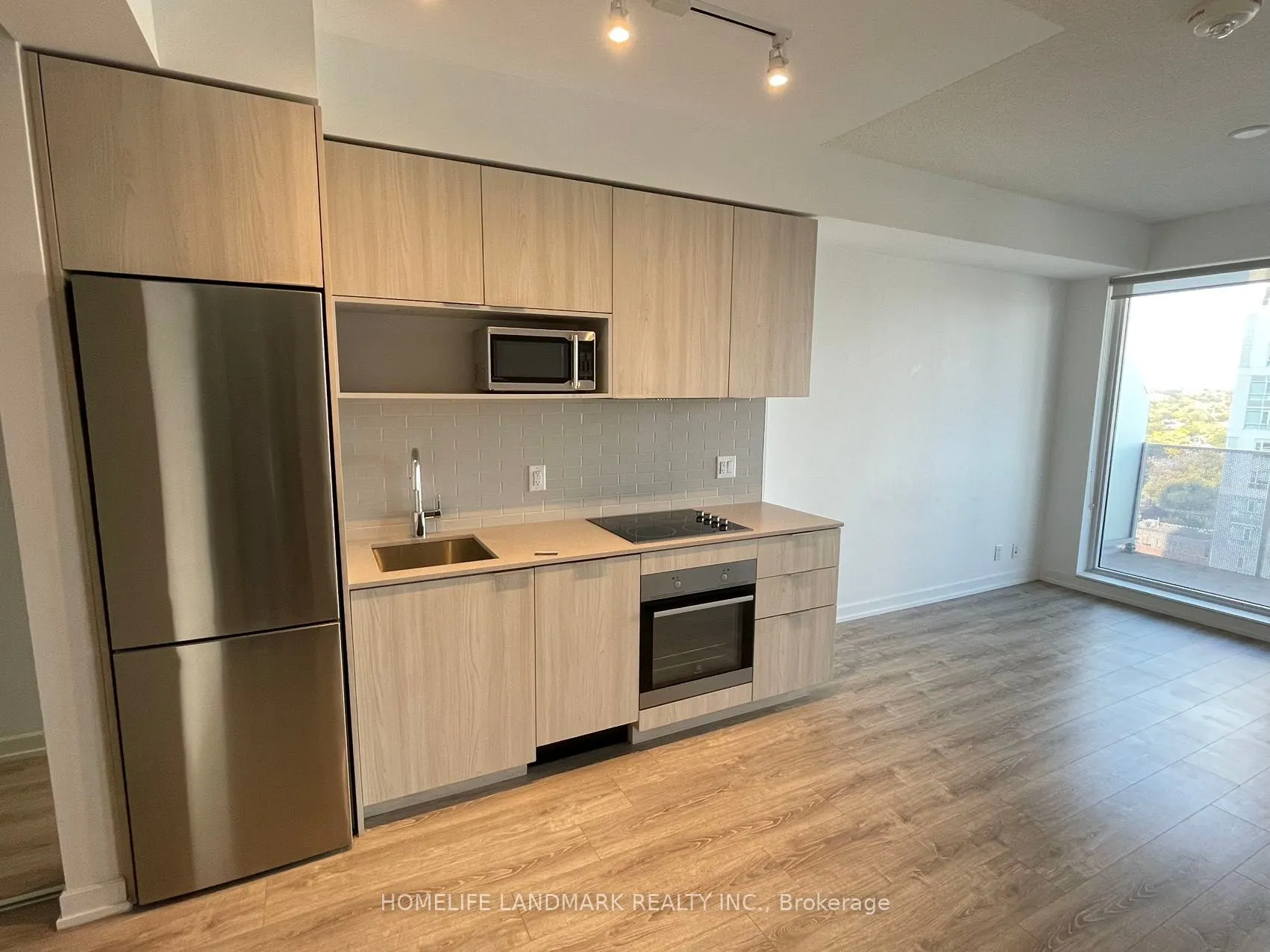 20 Tubman Avenue, #1808