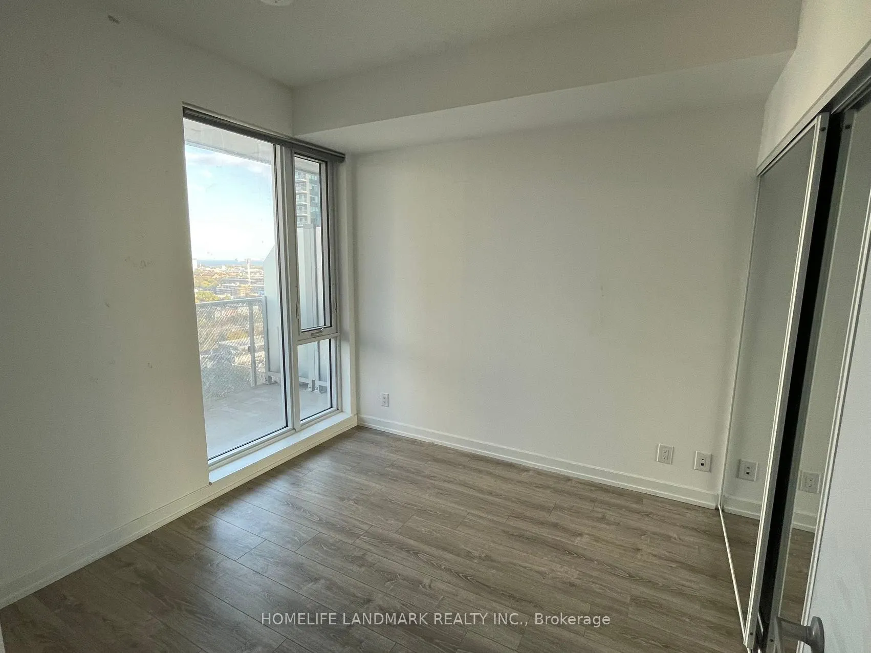 20 Tubman Avenue, #1808