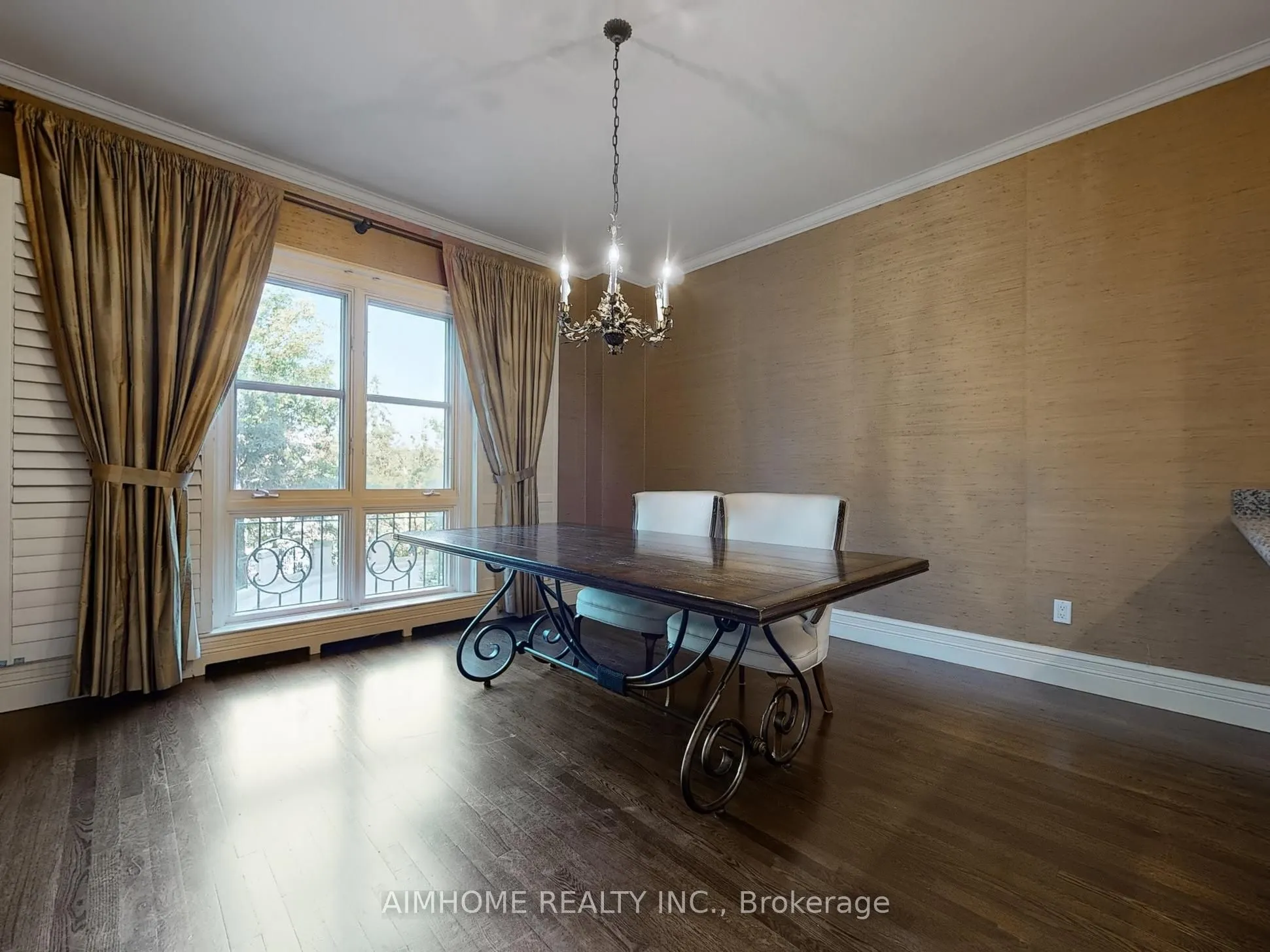 2 Chedington Place, #2C