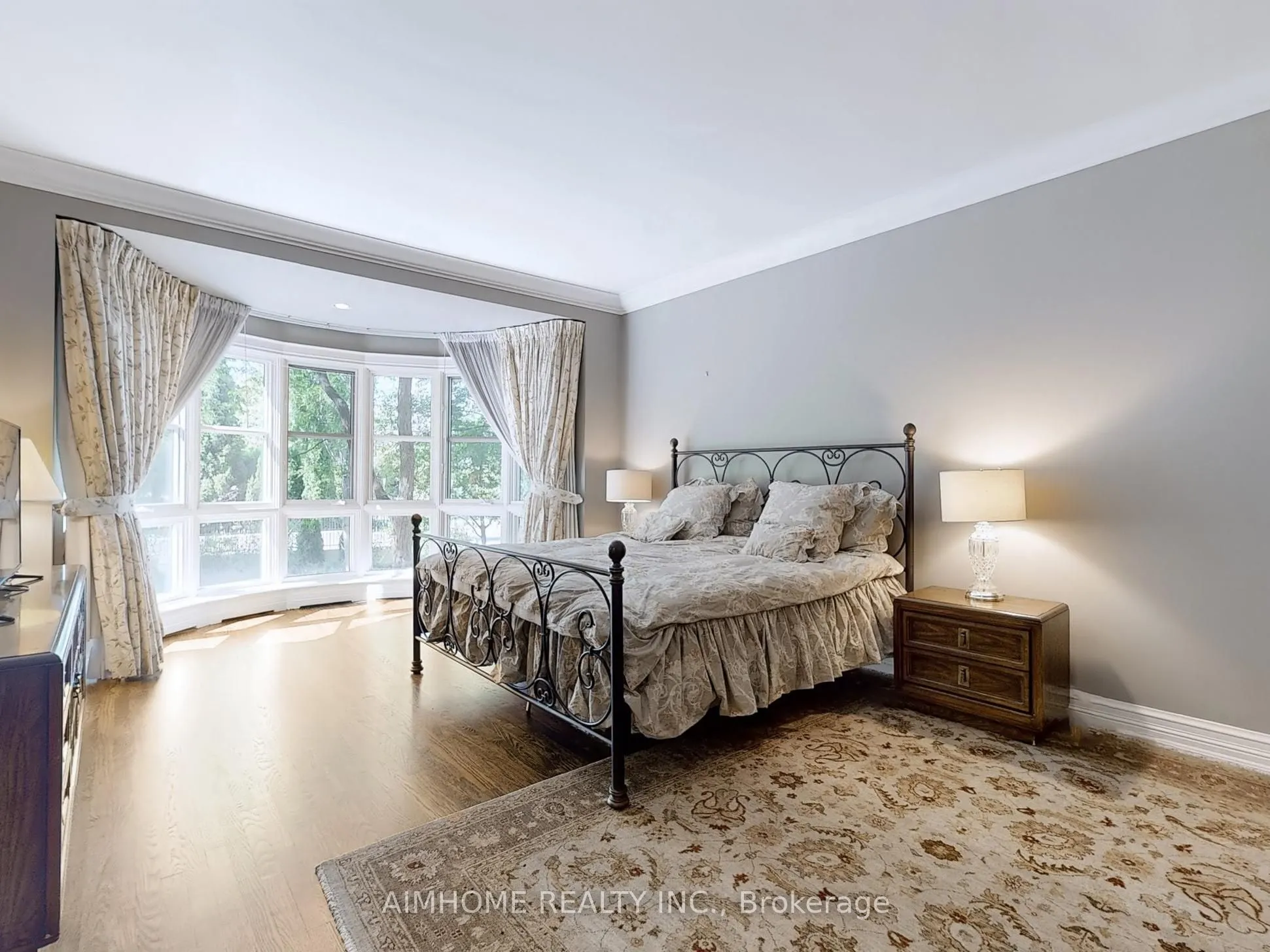 2 Chedington Place, #2C
