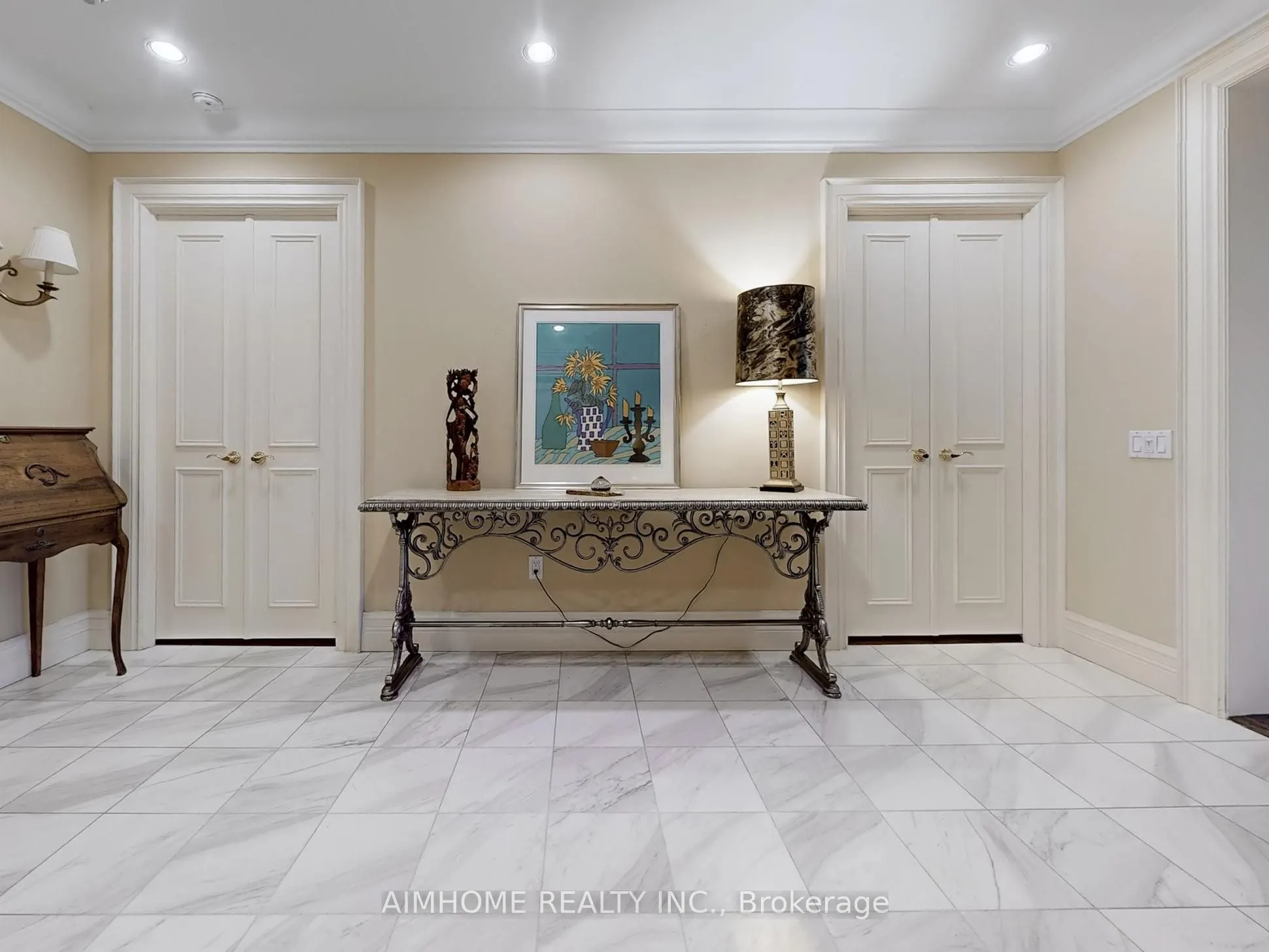 2 Chedington Place, #2C