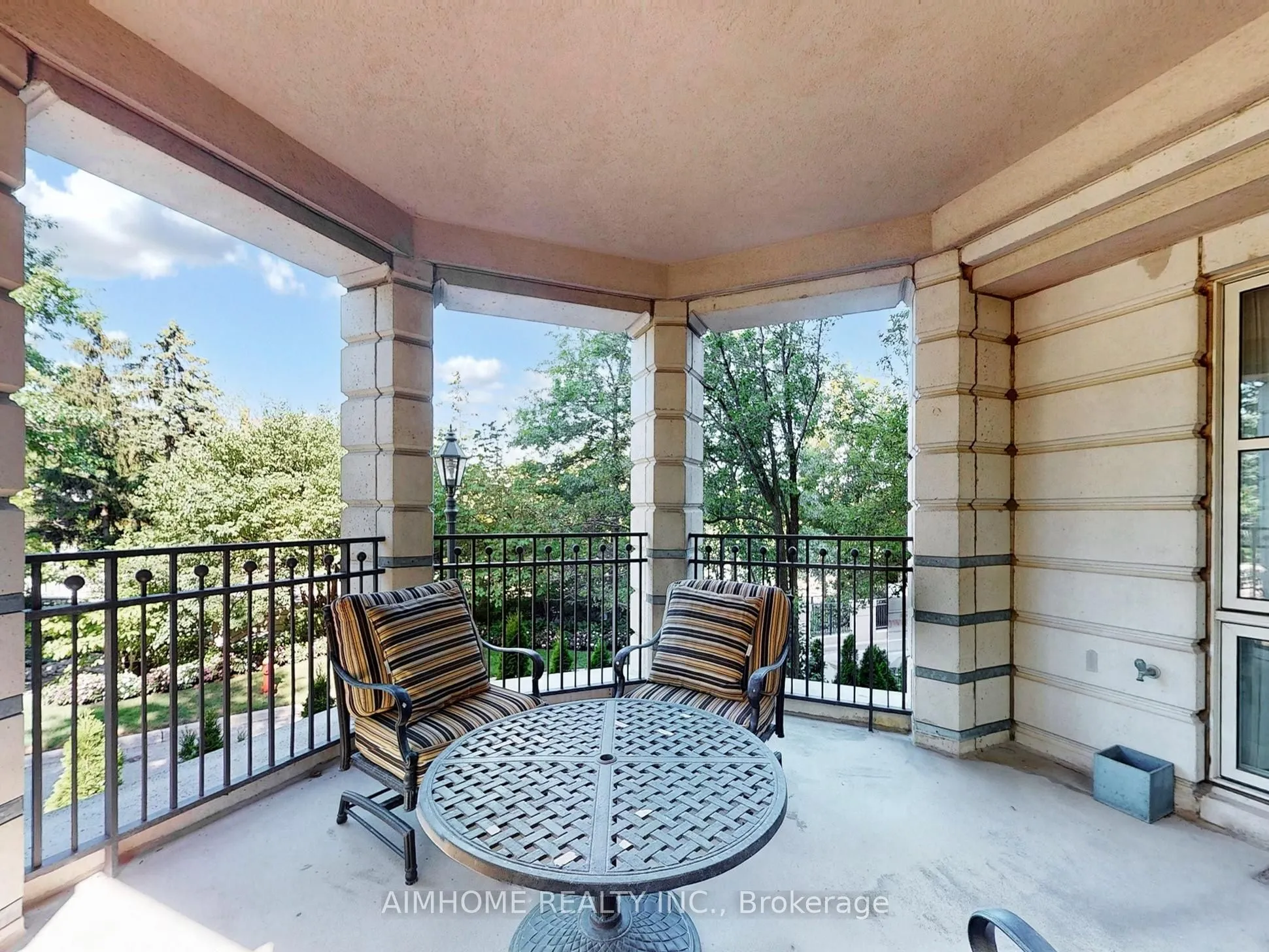 2 Chedington Place, #2C