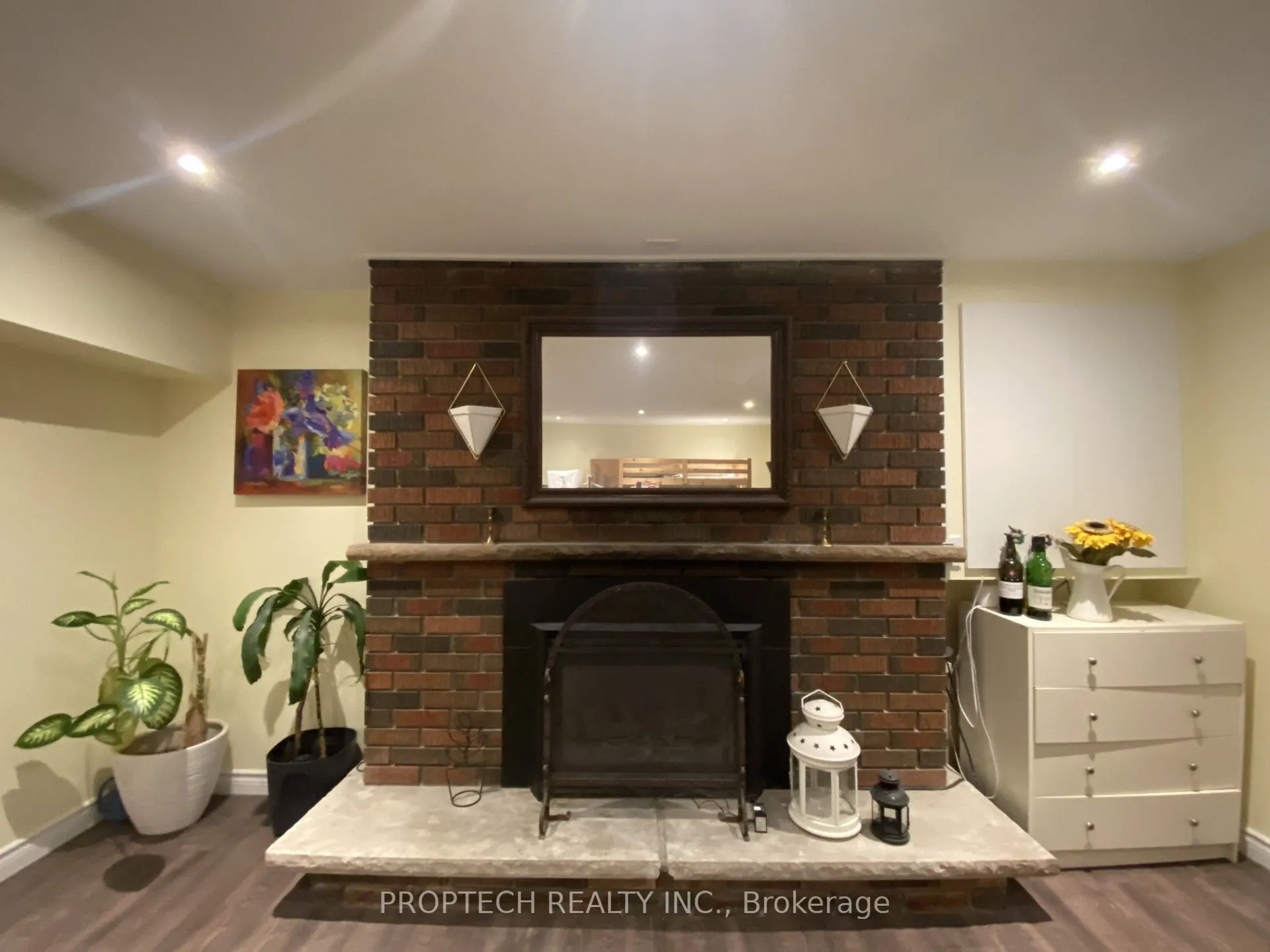 85 Sloane Avenue, #Lower