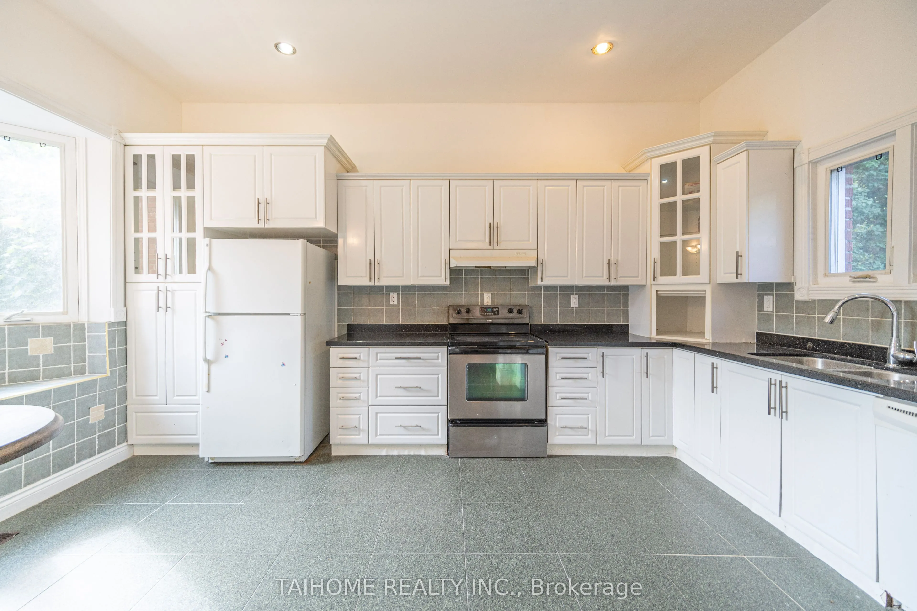 47 Dromore Crescent