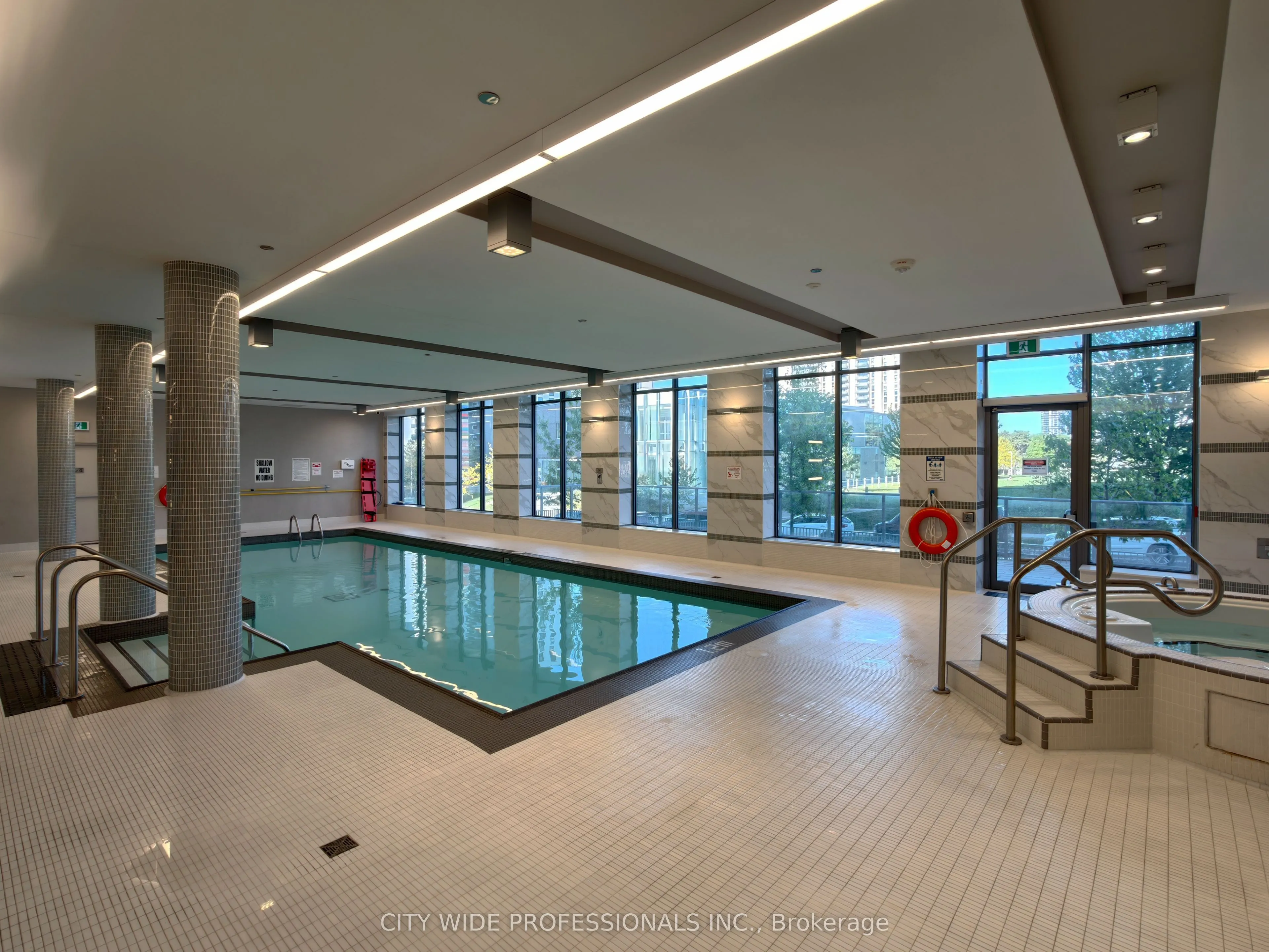 38 Forest Manor Road, #1208