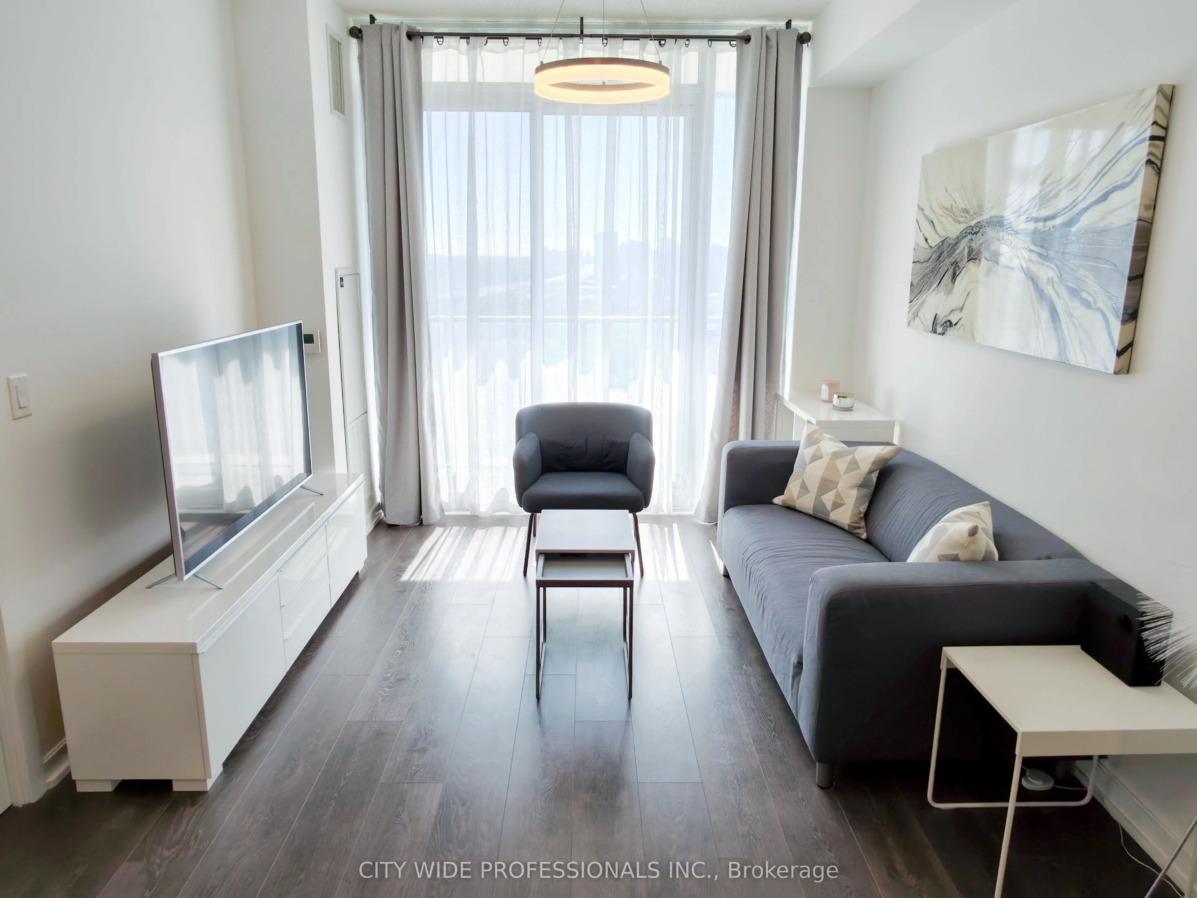 38 Forest Manor Road, #1208