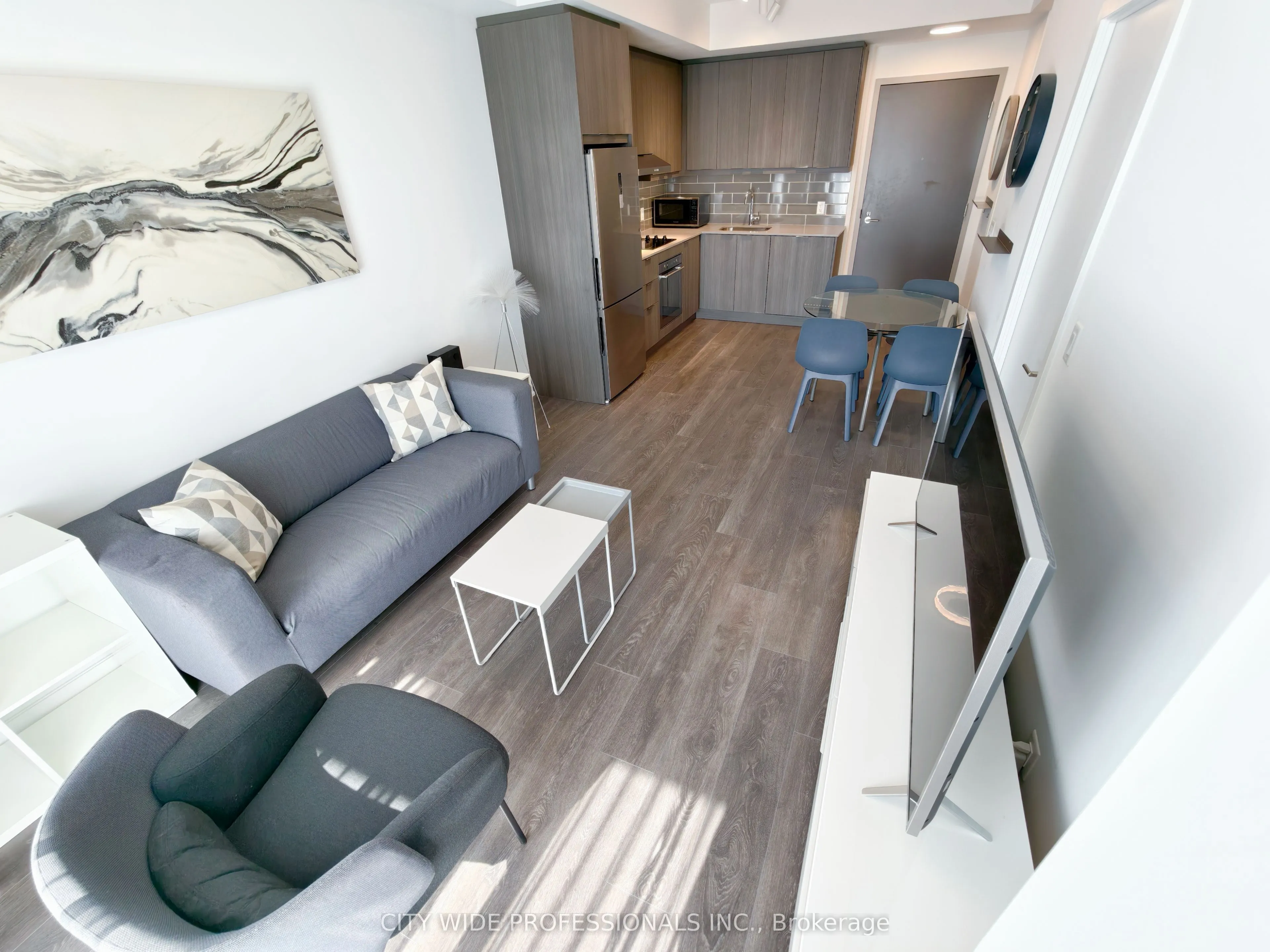 38 Forest Manor Road, #1208