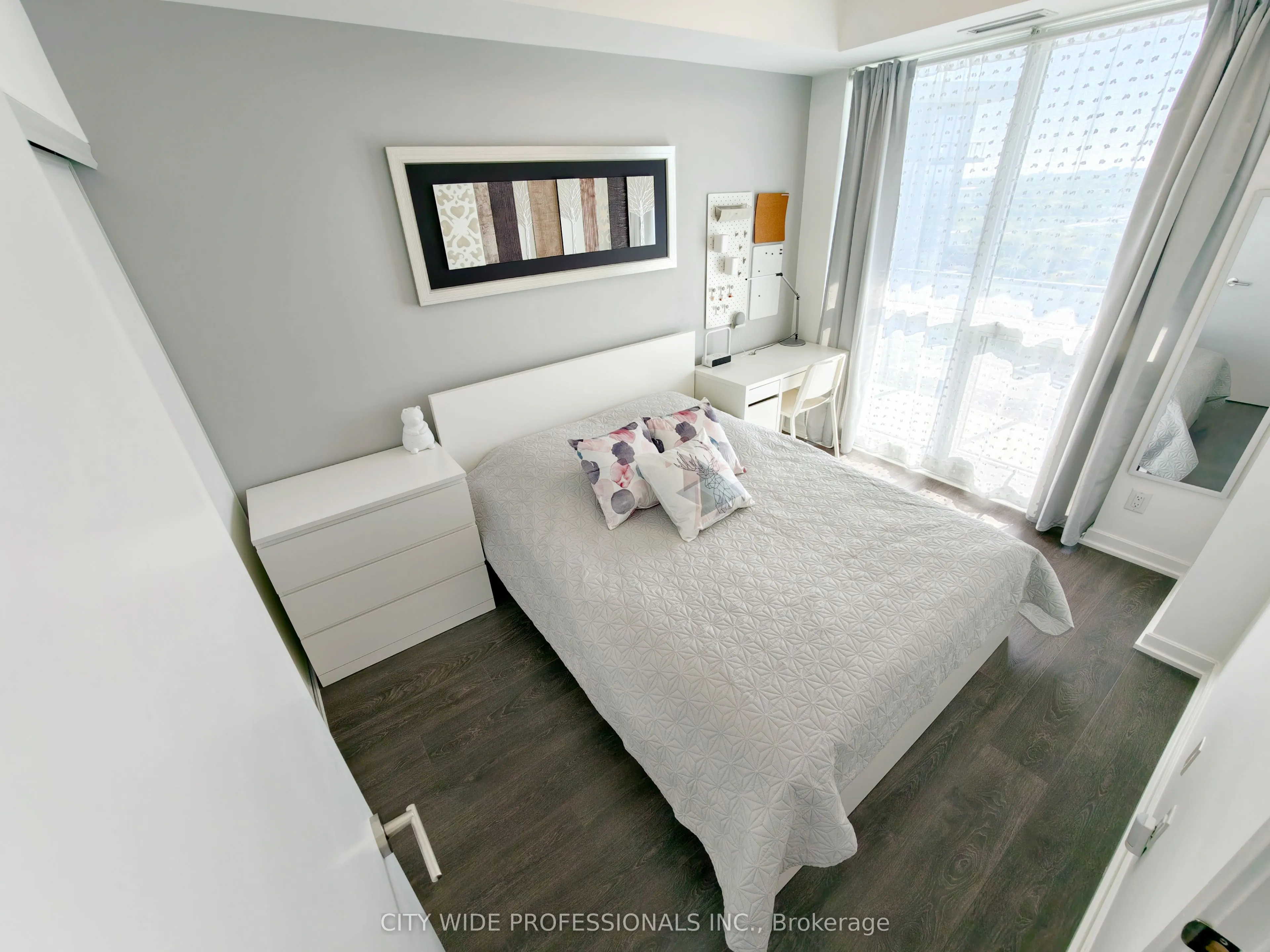 38 Forest Manor Road, #1208