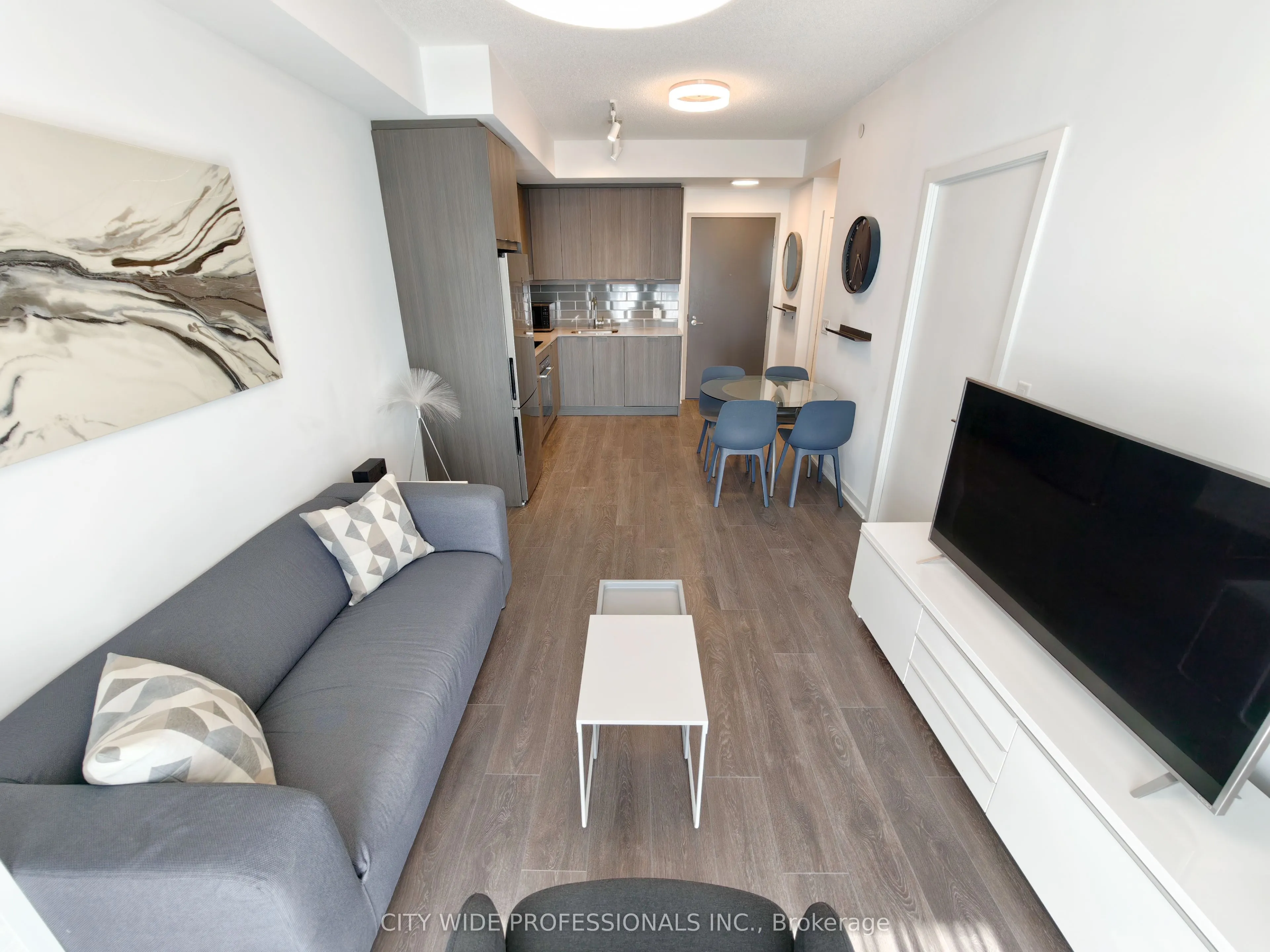 38 Forest Manor Road, #1208