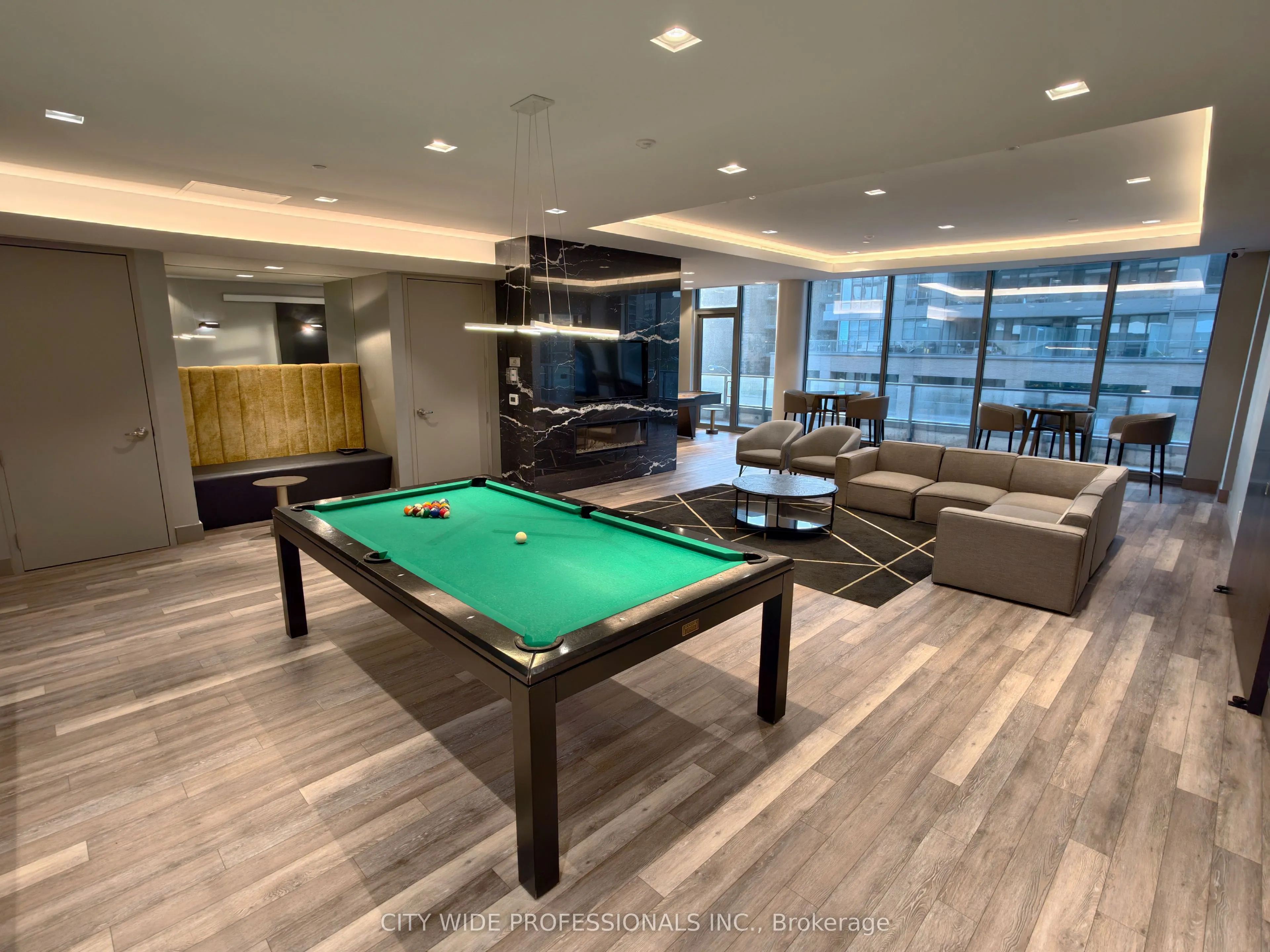 38 Forest Manor Road, #1208