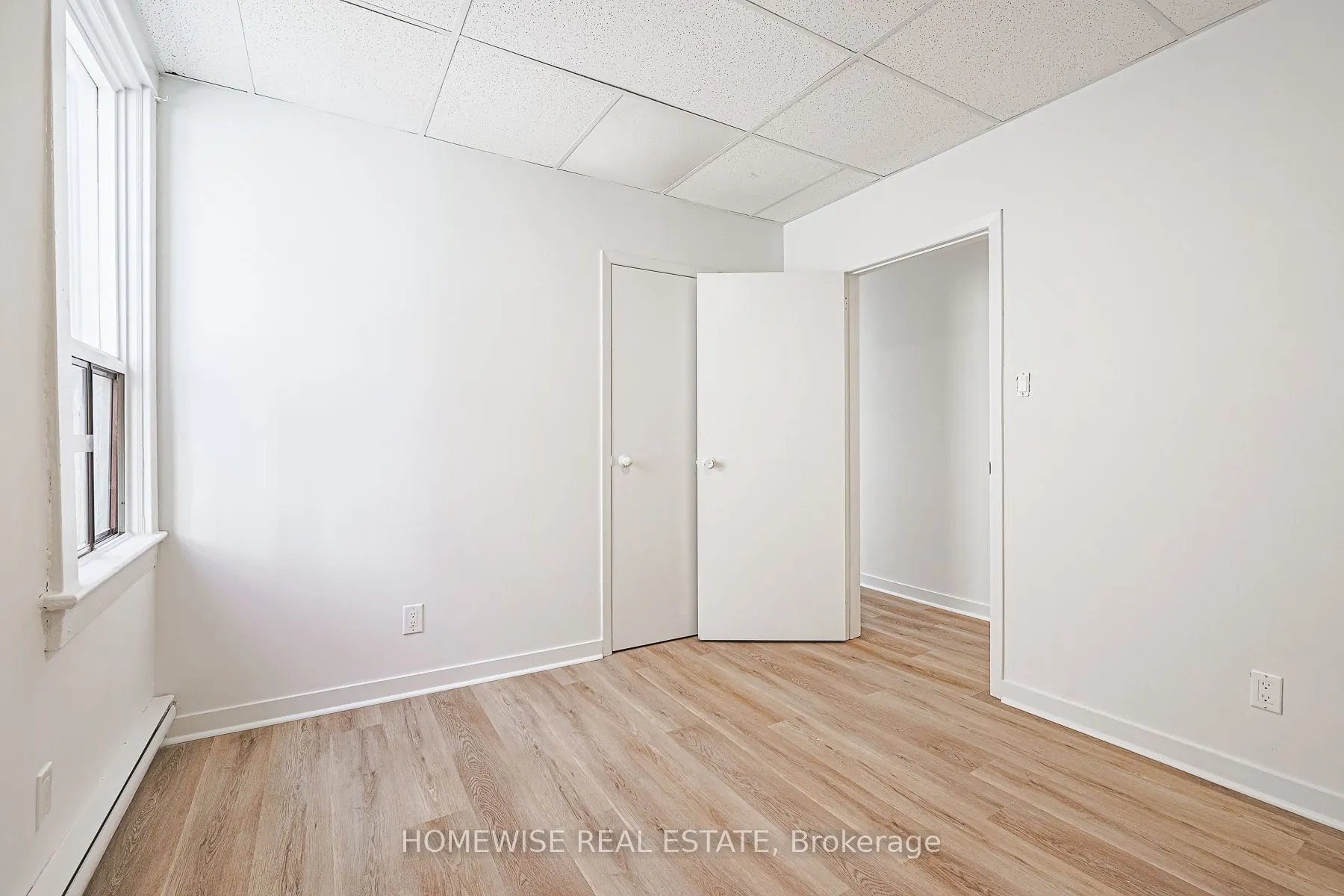 571 St Clair Avenue W