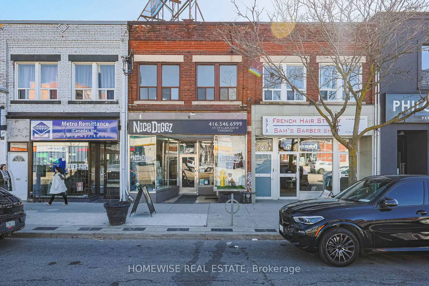 571 St Clair Avenue W