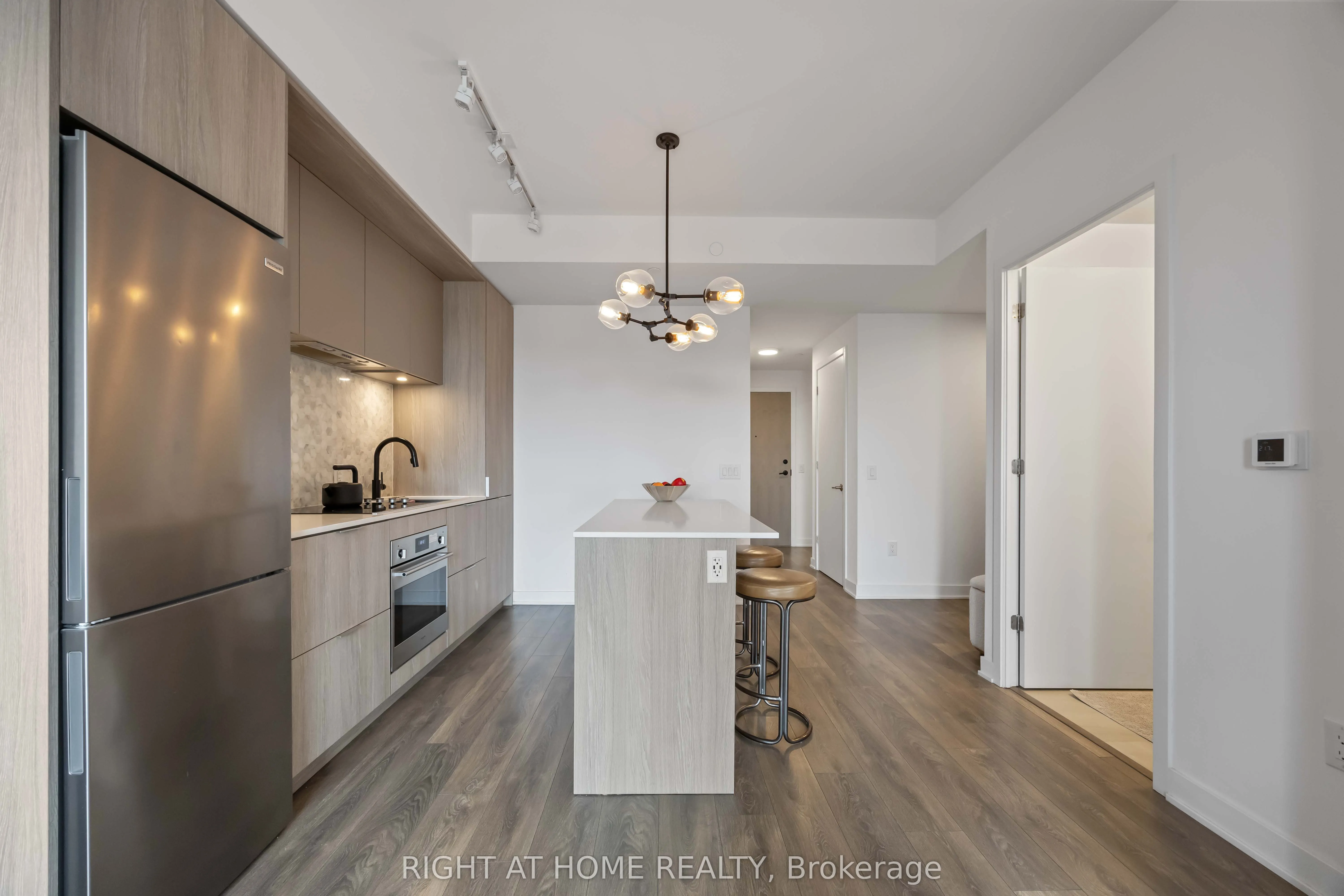 130 River Street, #601
