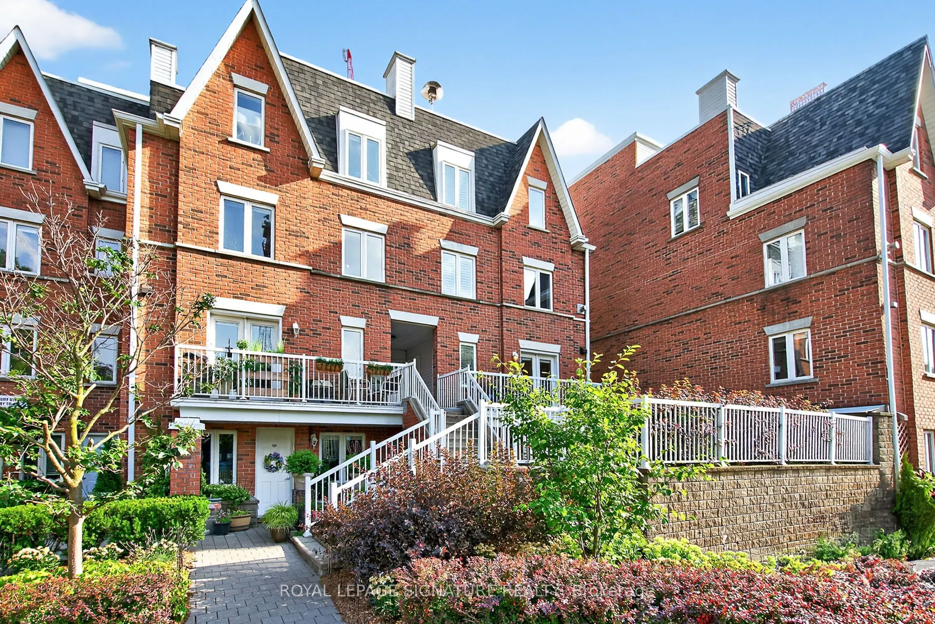 12 Sudbury Street, #411