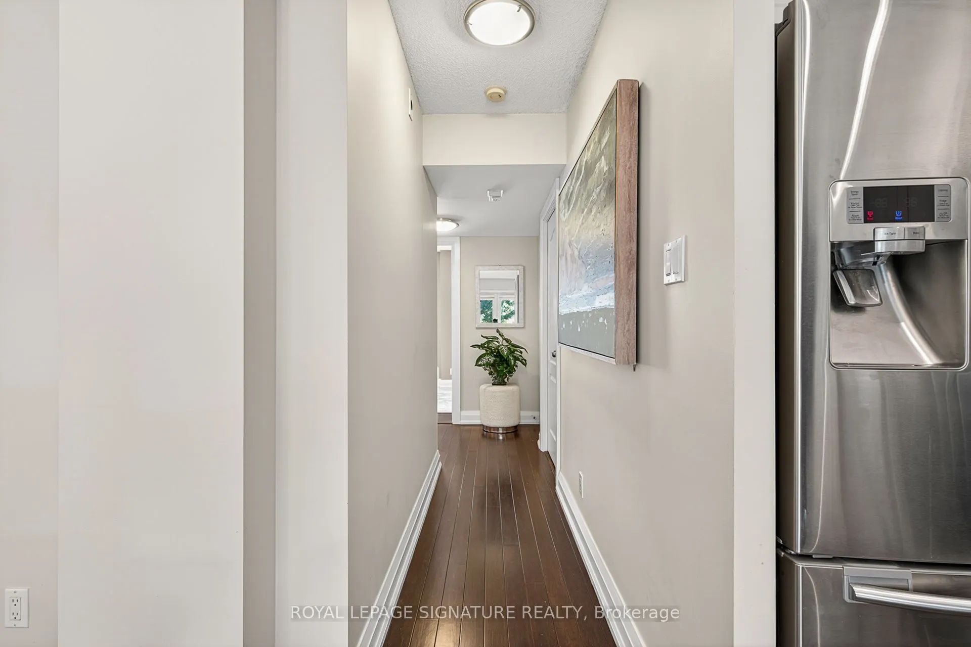 12 Sudbury Street, #411