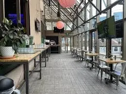 277 FRONT Street W