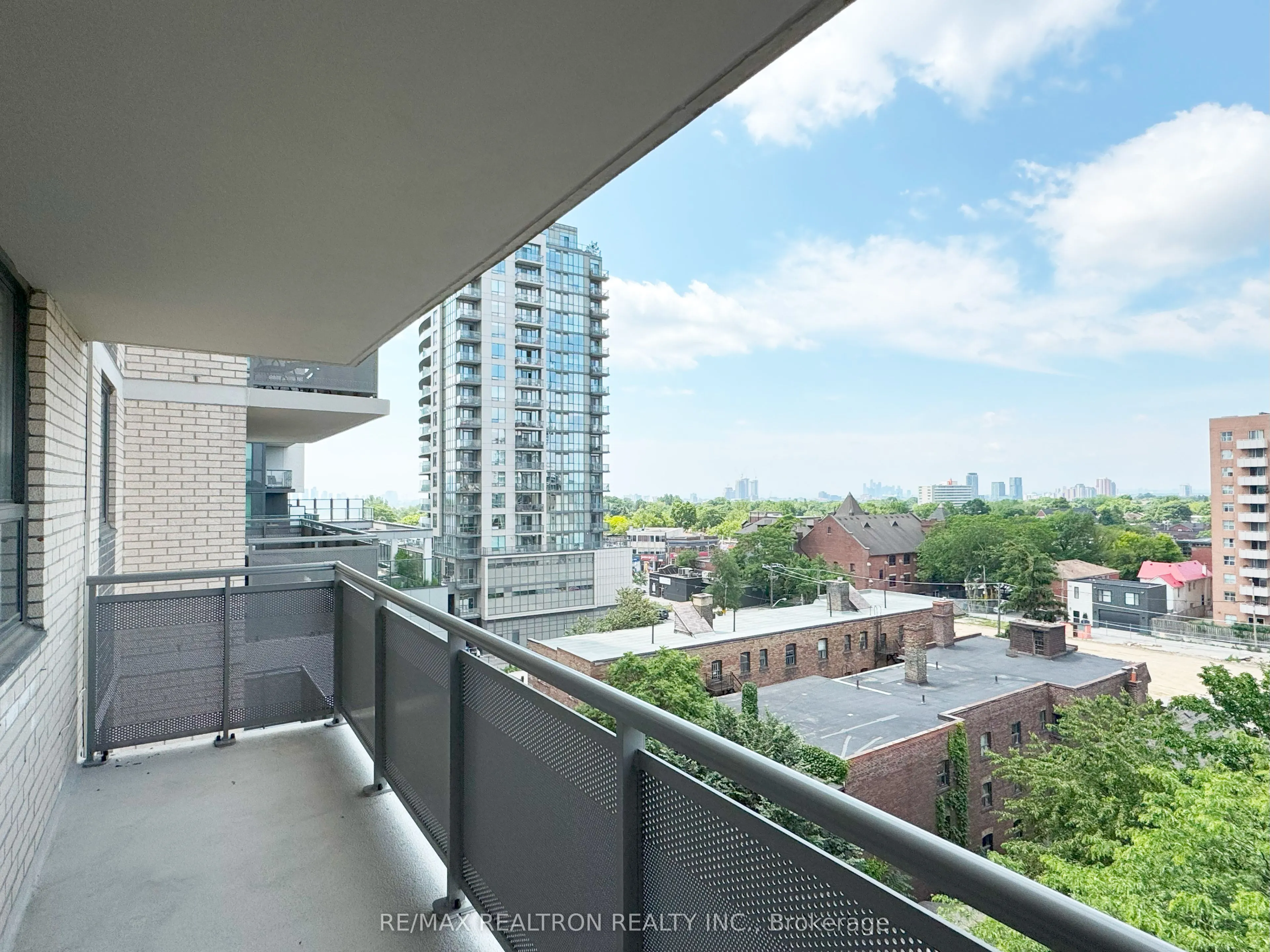 1500 Bathurst Street, #802