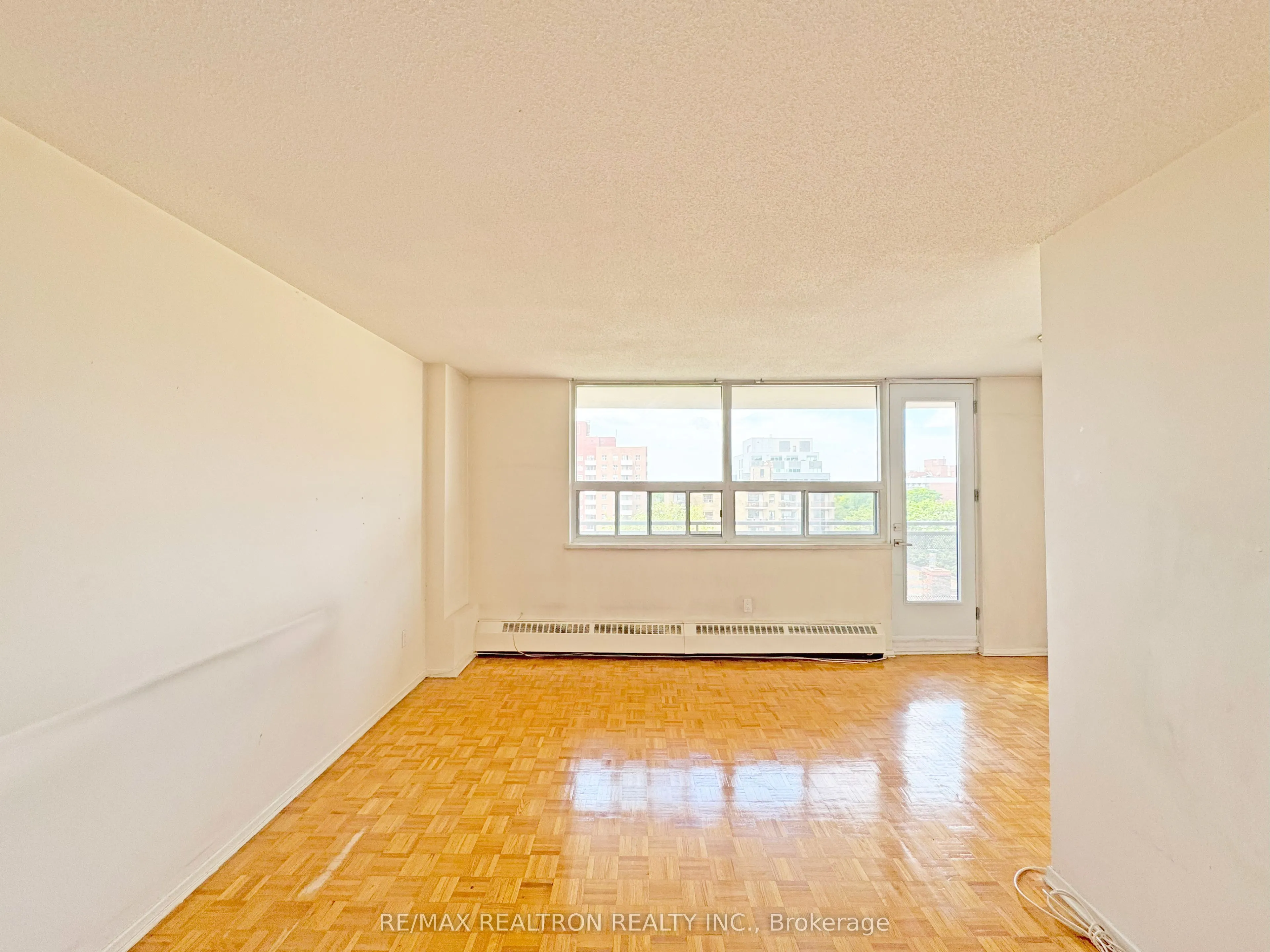 1500 Bathurst Street, #802