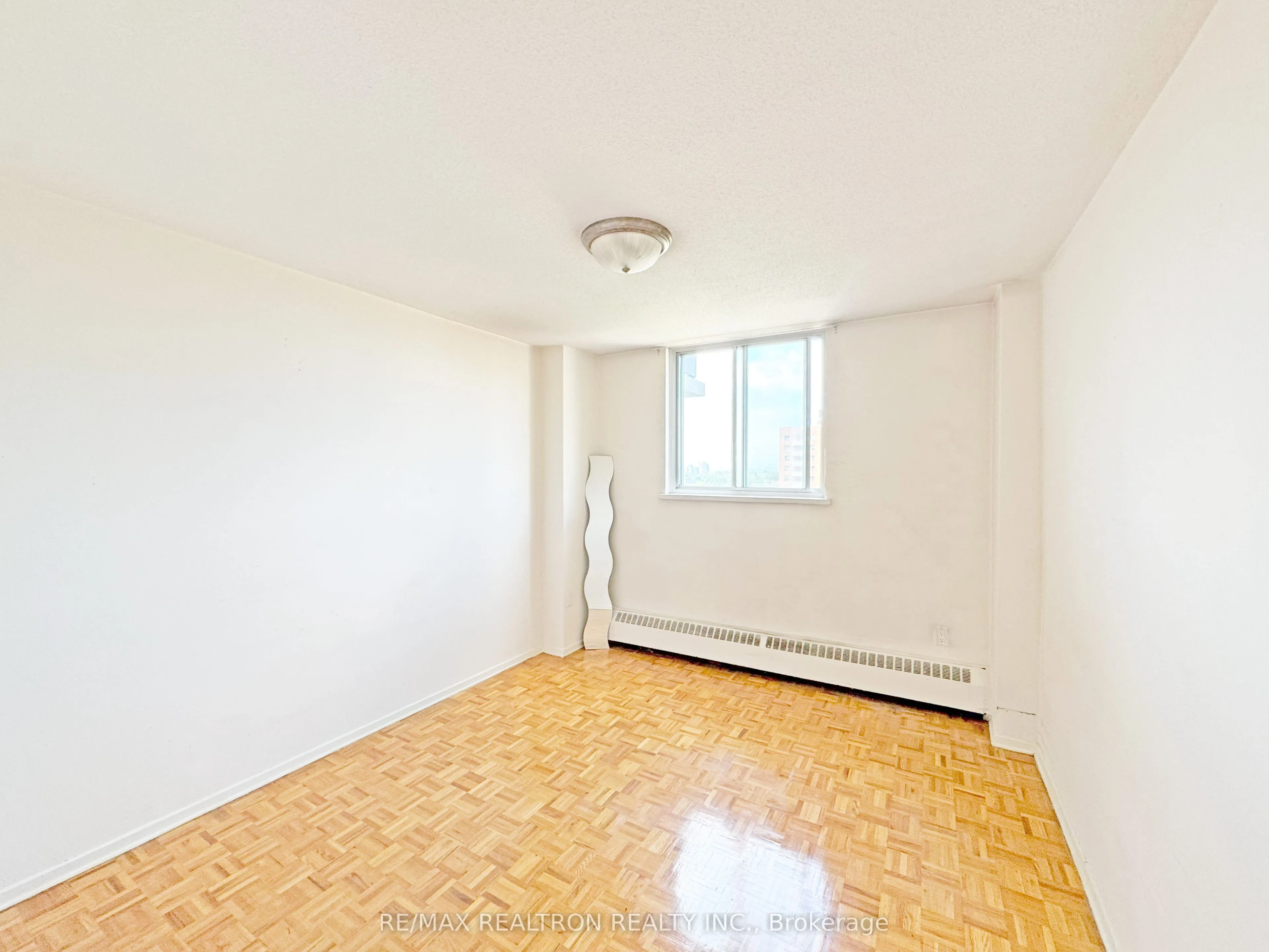 1500 Bathurst Street, #802