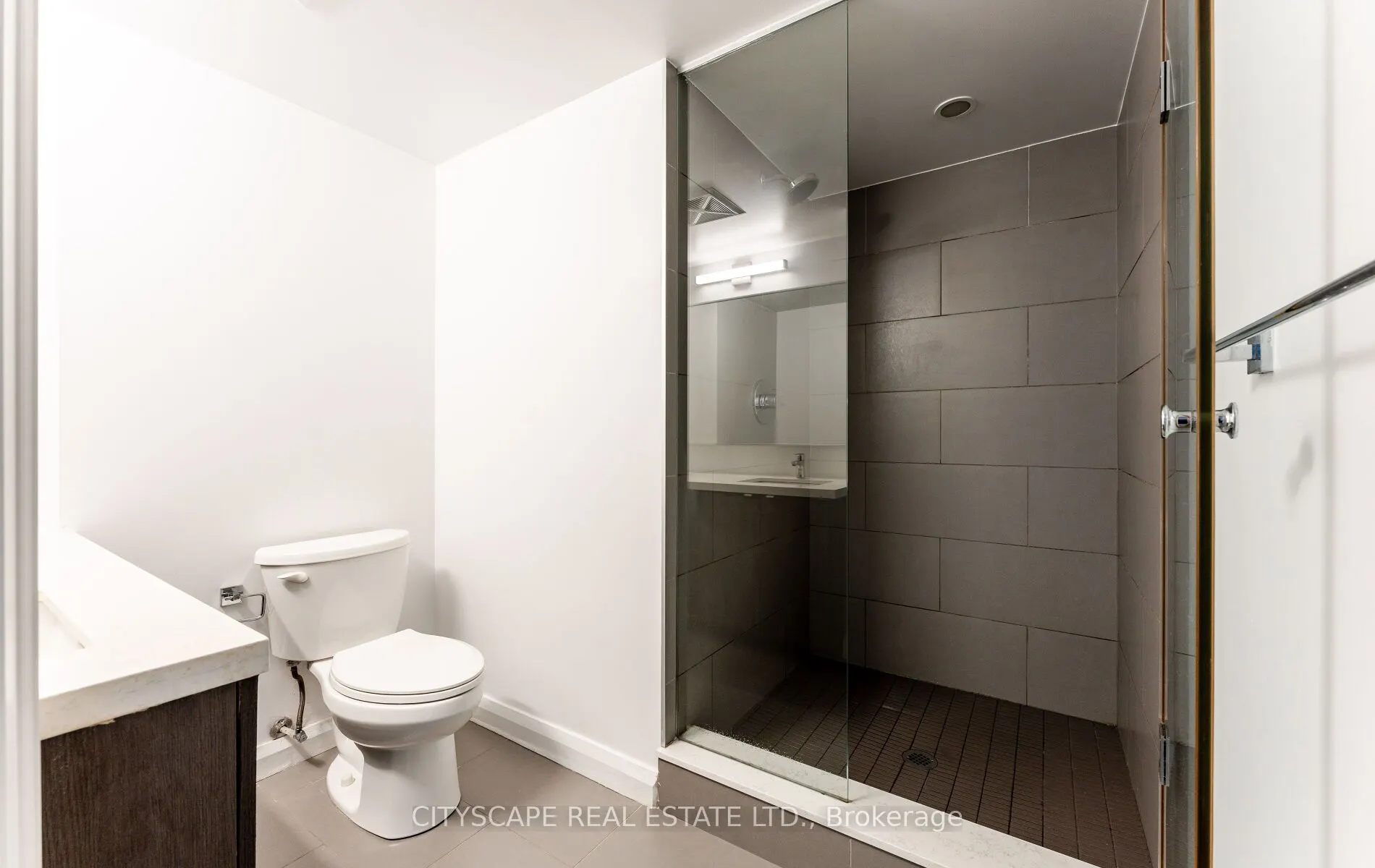 155 Yorkville Avenue, #2120