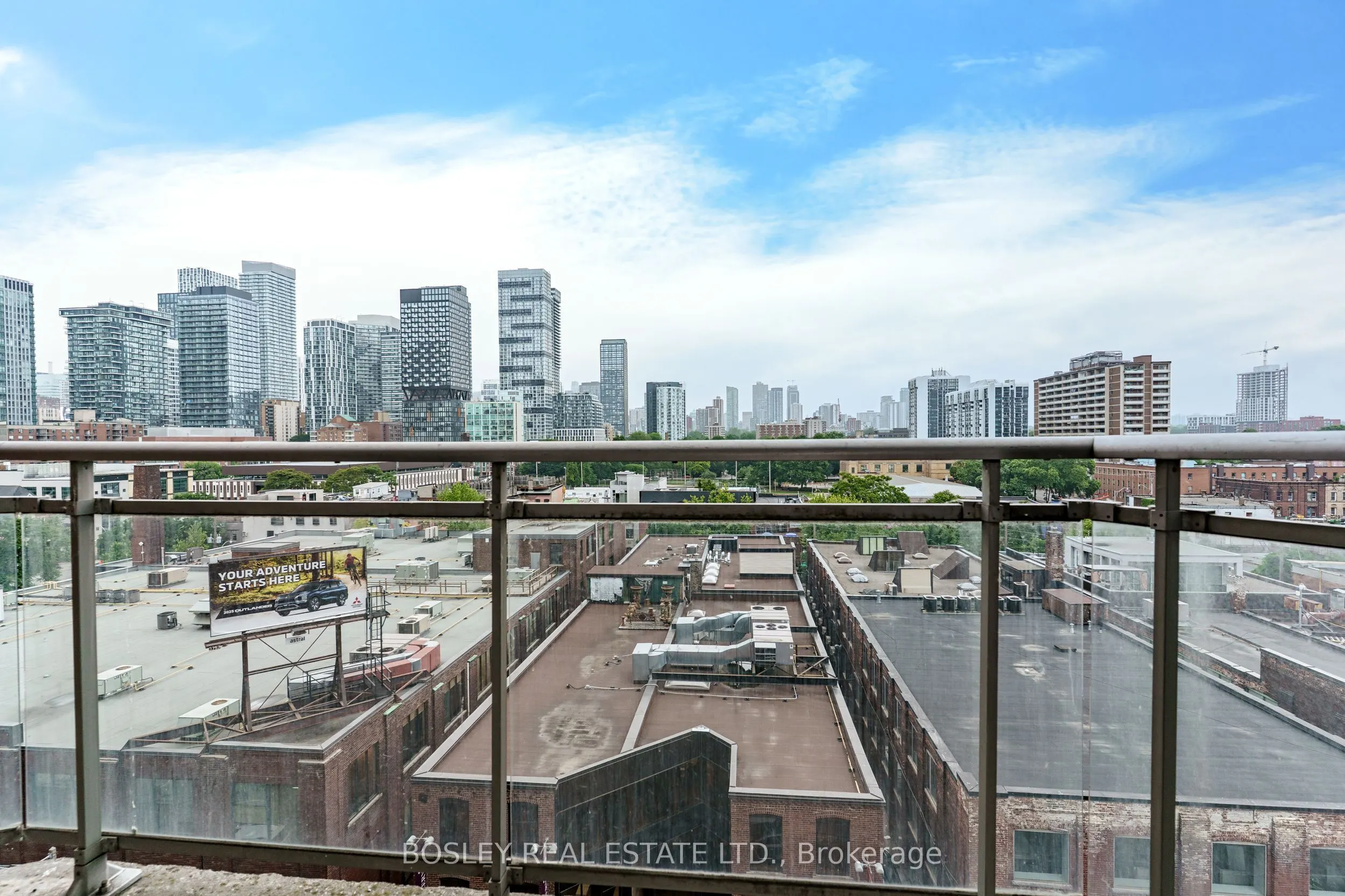 255 Richmond Street E, #818