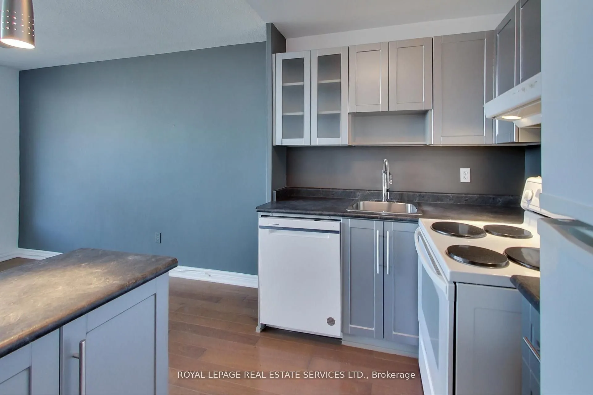 40 Homewood Avenue, #1412