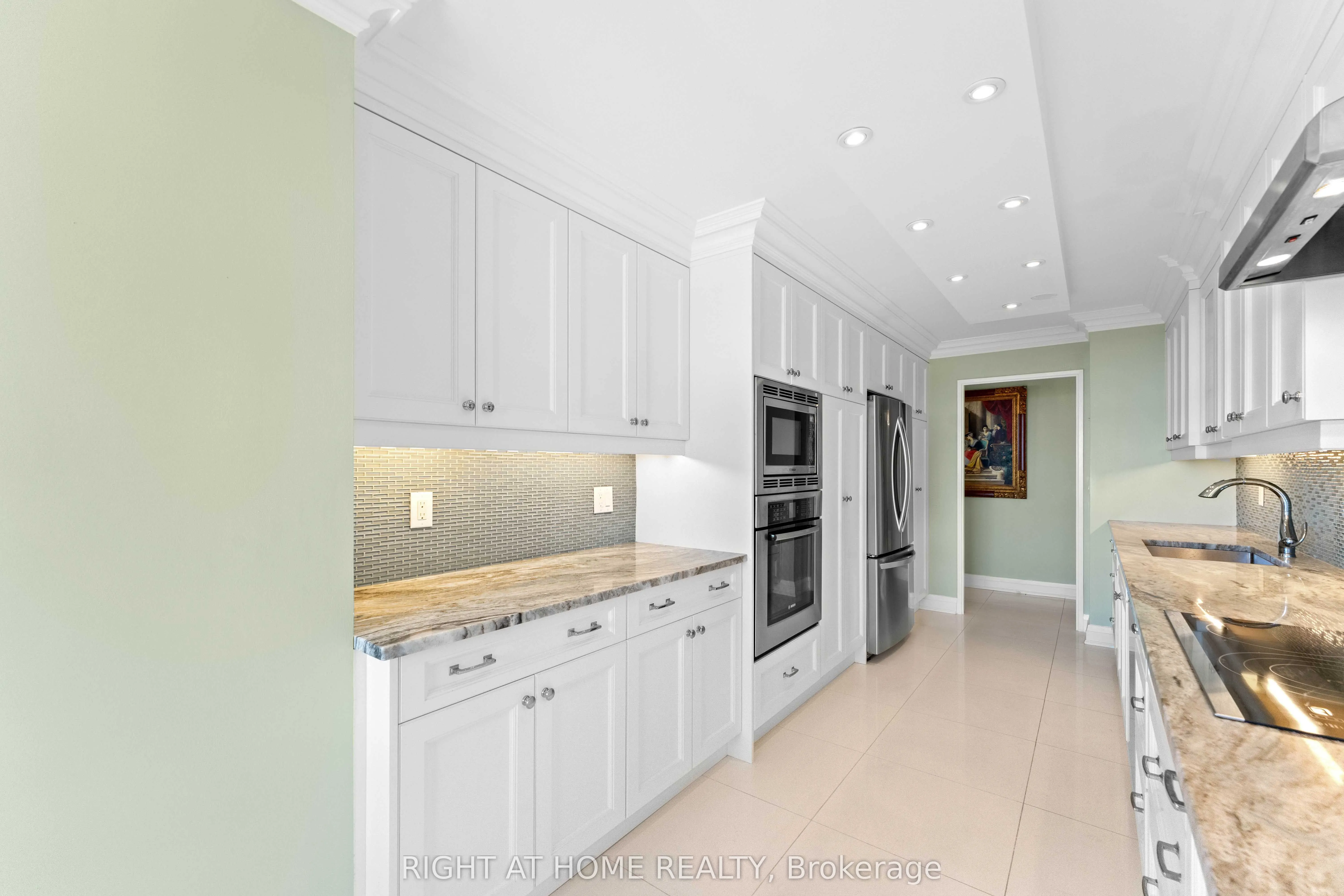 3 Concorde Place, #1503