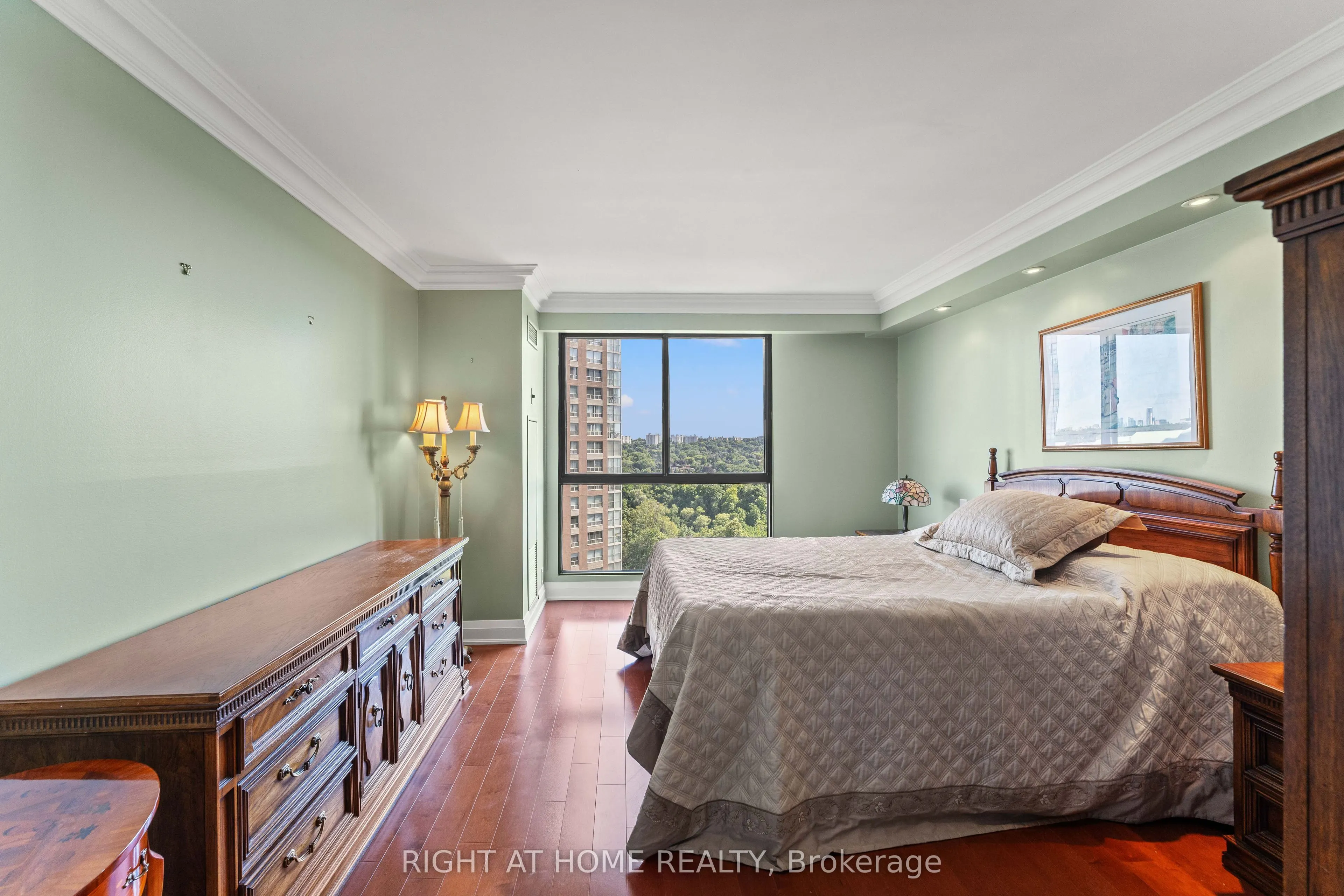 3 Concorde Place, #1503