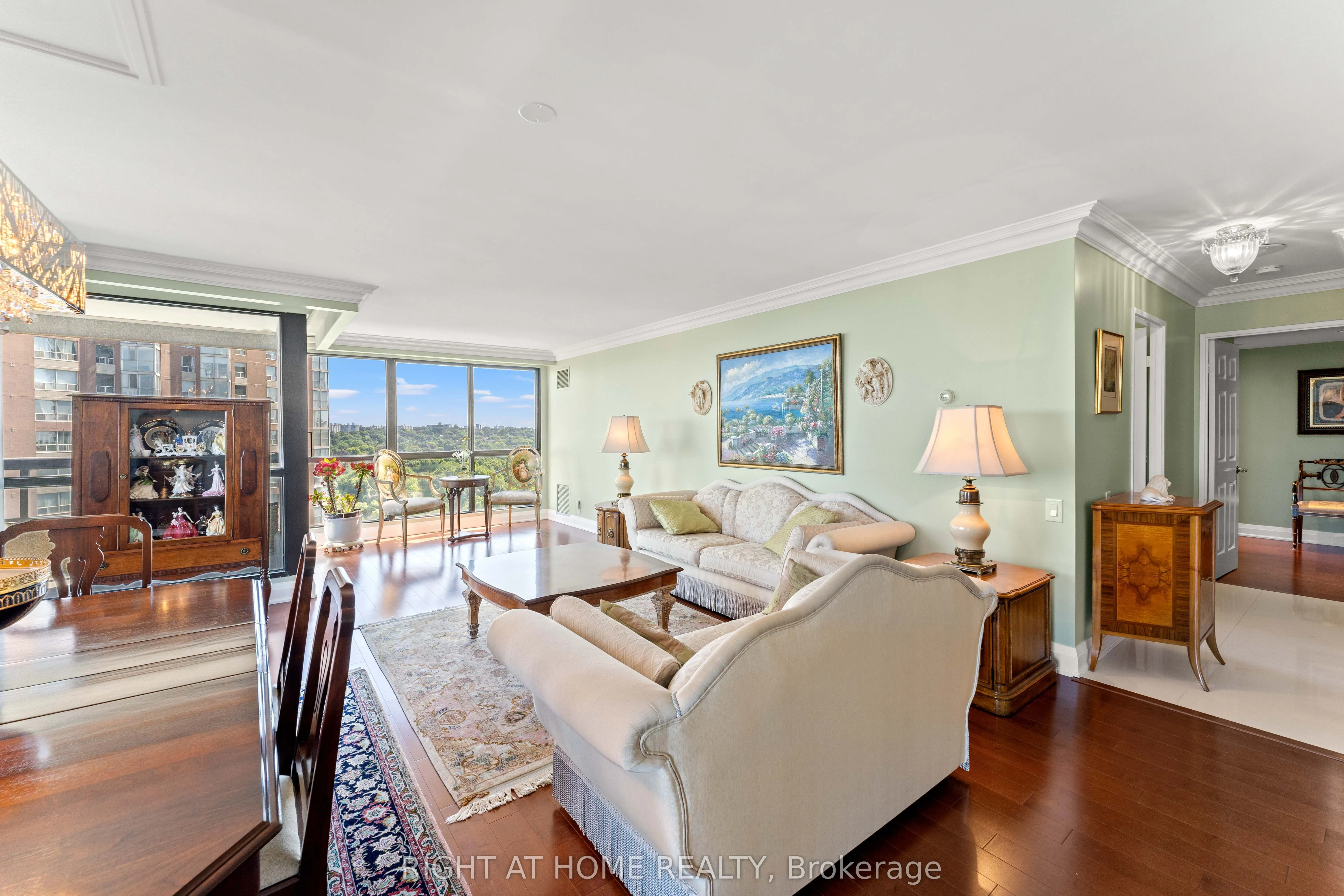 3 Concorde Place, #1503