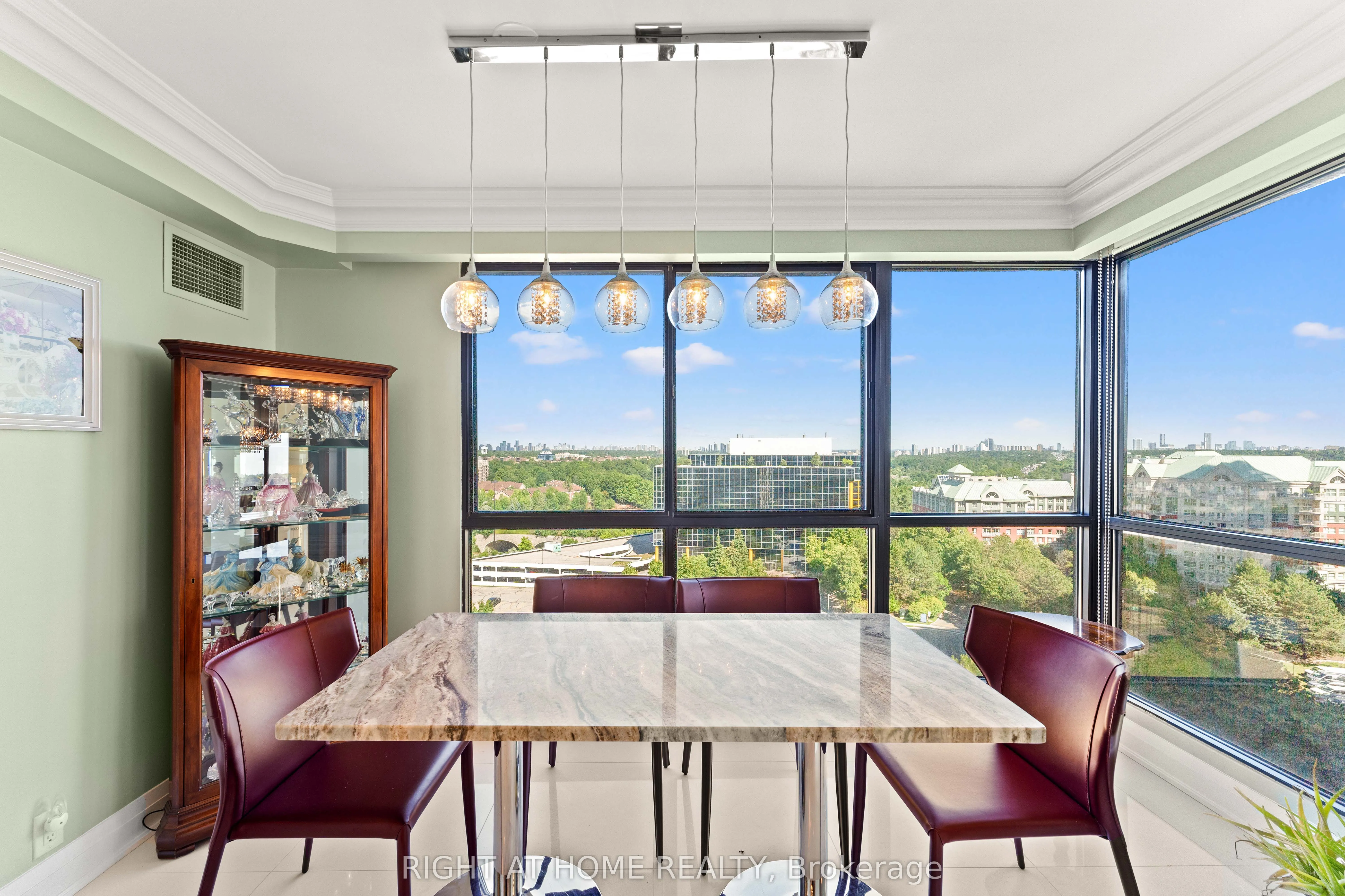 3 Concorde Place, #1503