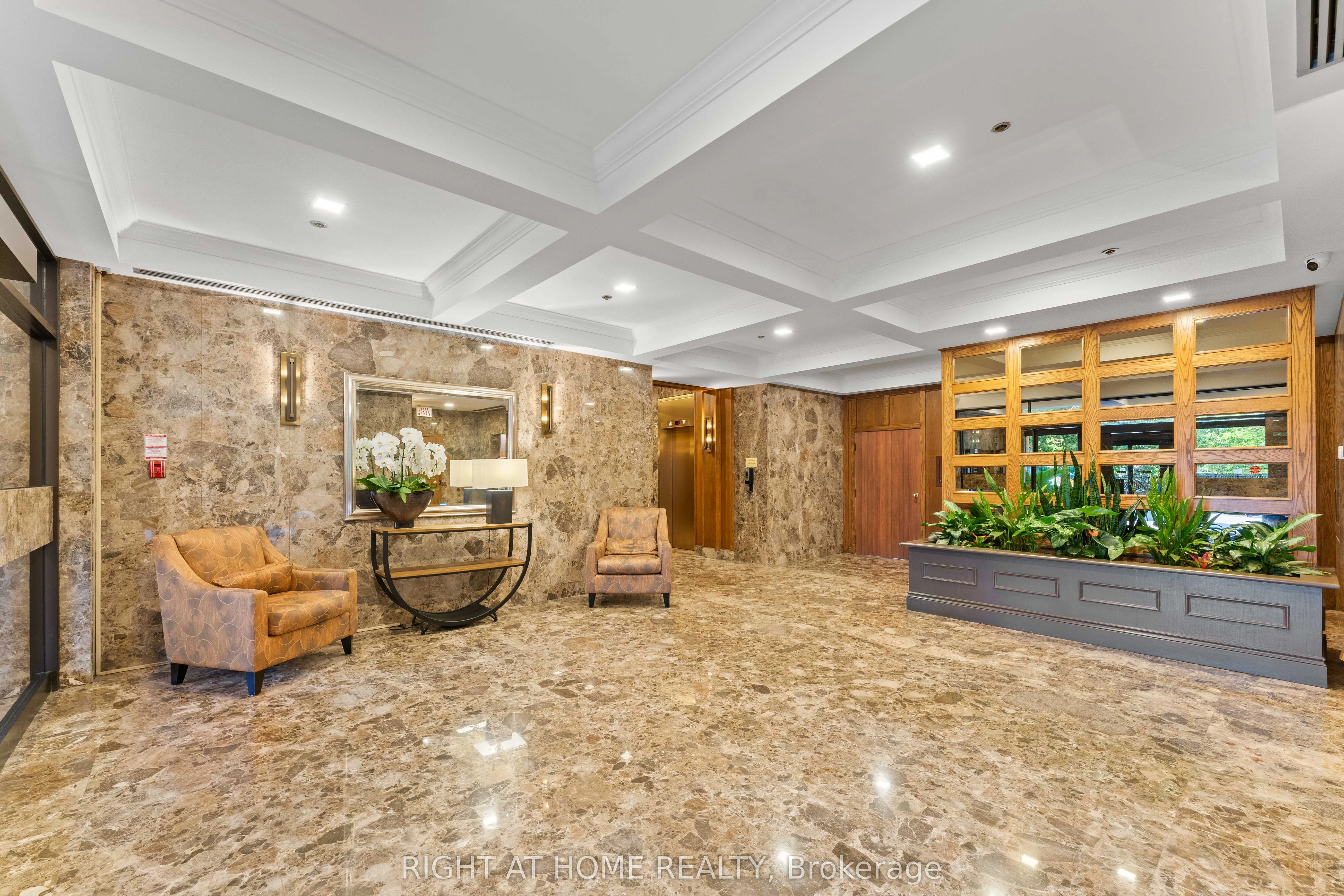 3 Concorde Place, #1503