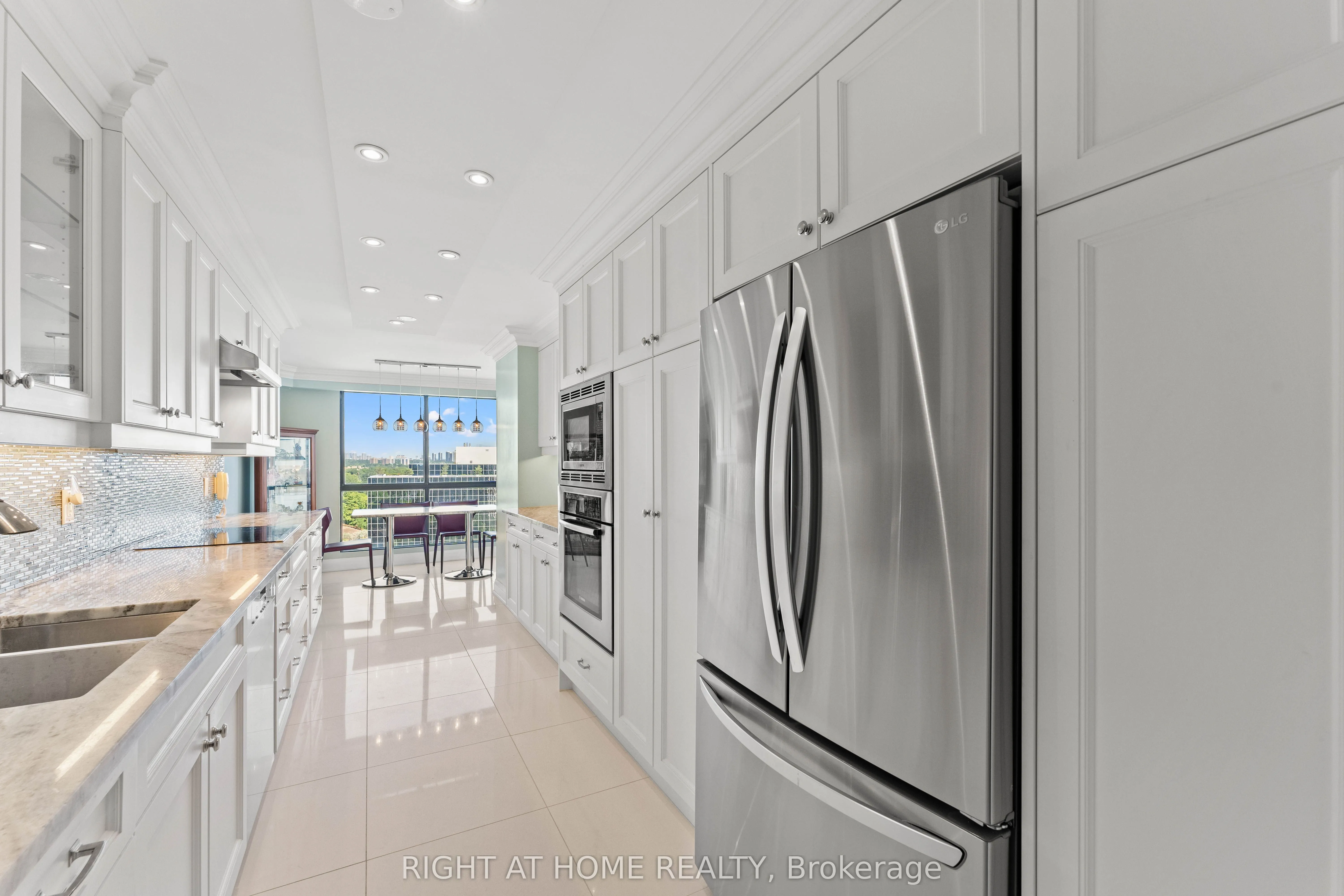 3 Concorde Place, #1503