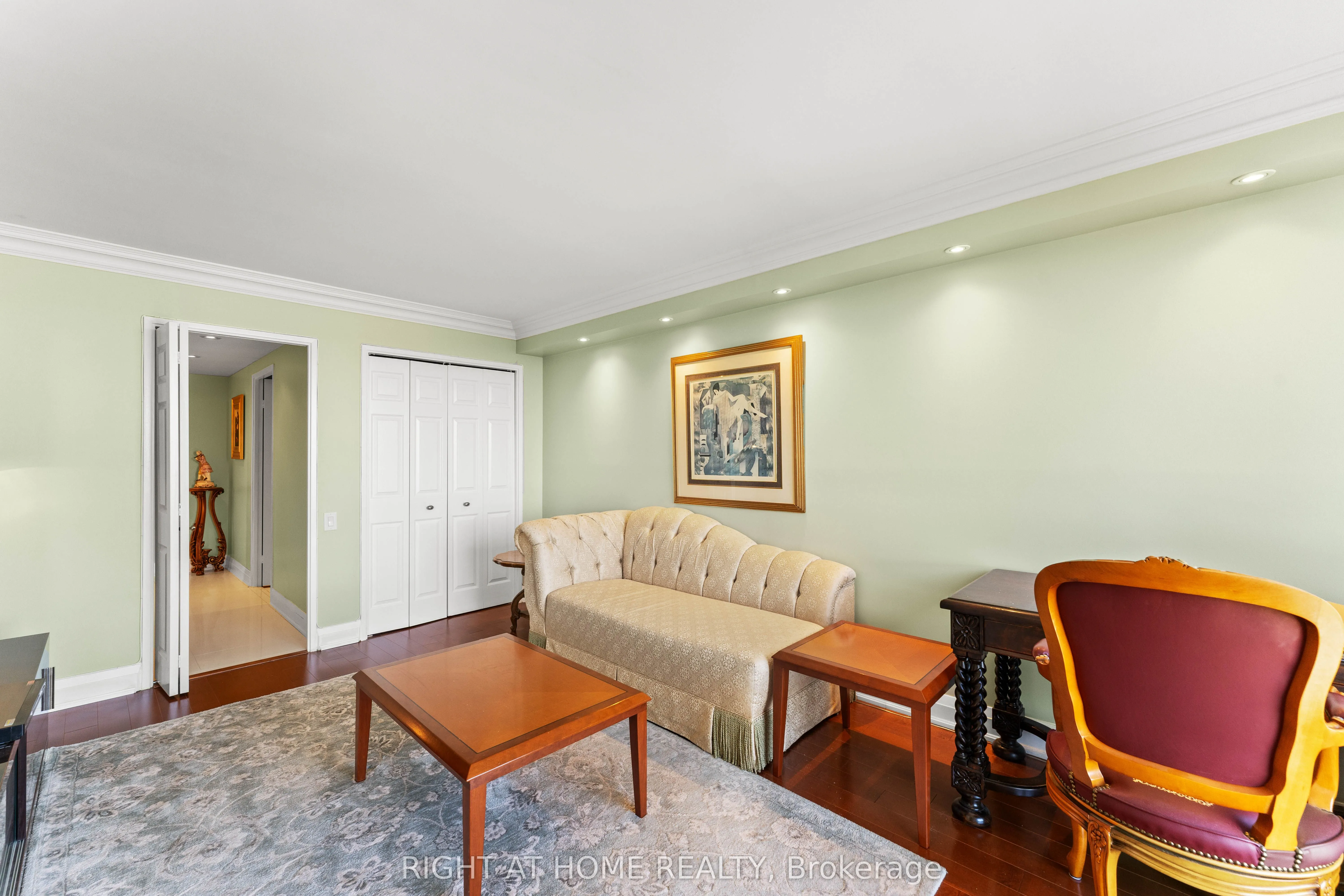 3 Concorde Place, #1503