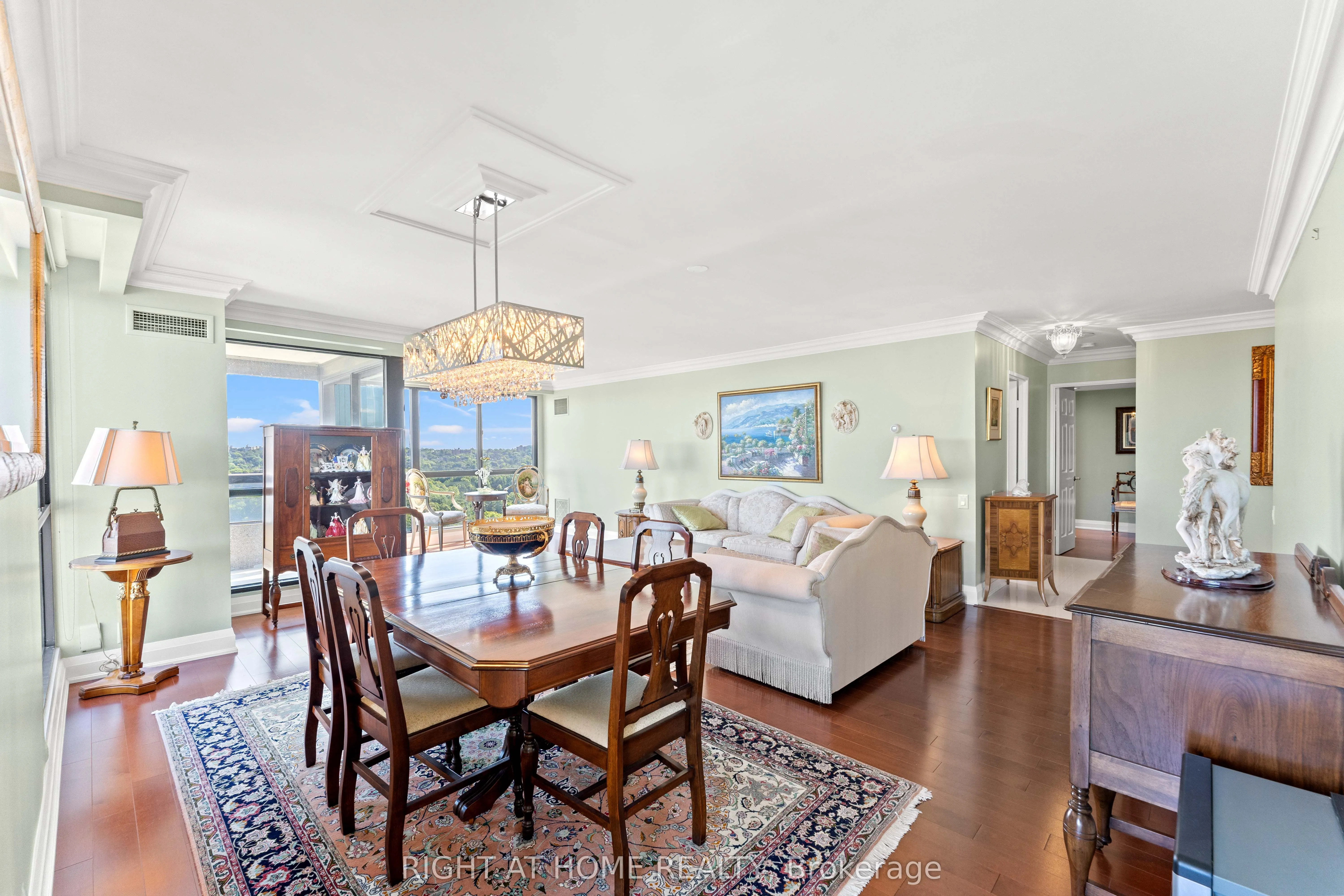 3 Concorde Place, #1503