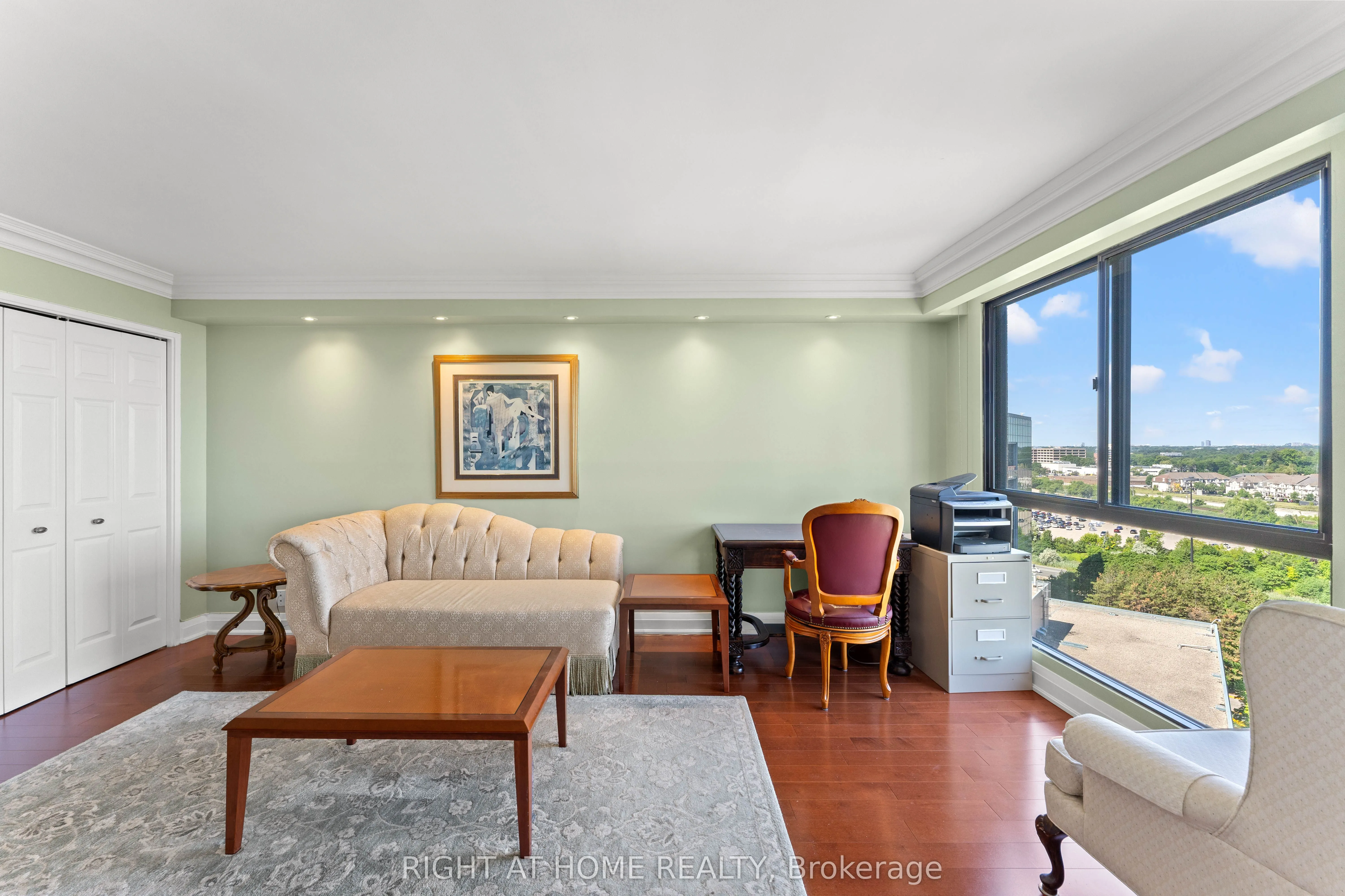 3 Concorde Place, #1503